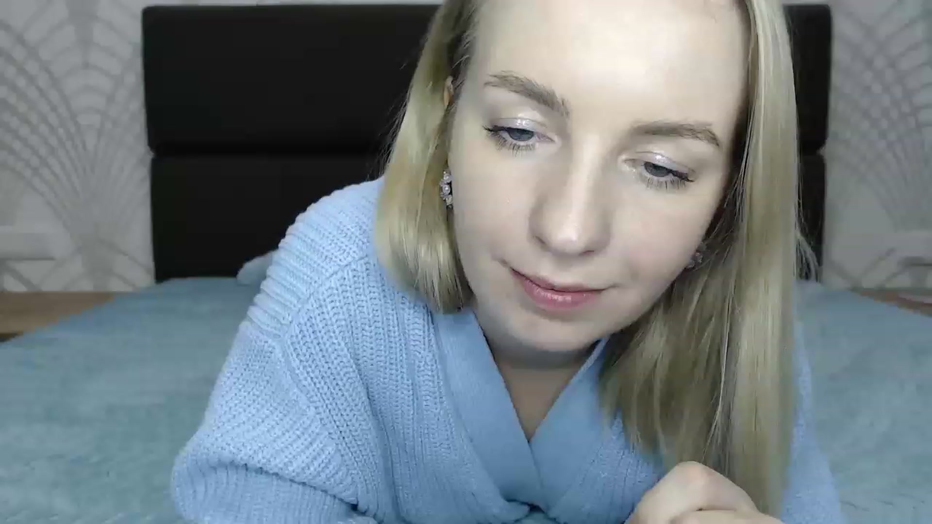 Gallery image thumbnail from Amy_CuteBambi's myfreecams stream on, 04/07/2023, 18:57 image 2 of 20