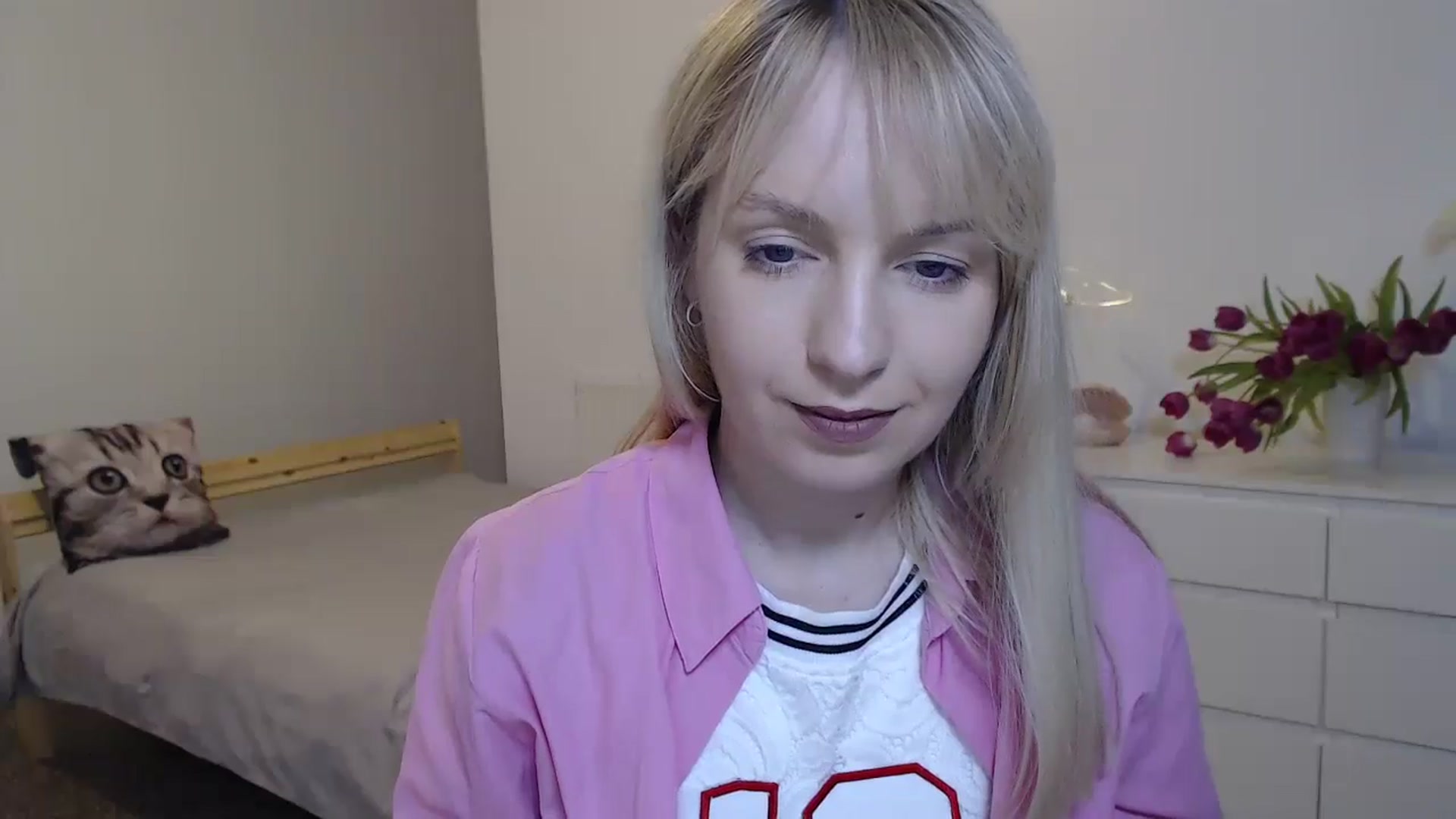 Gallery image thumbnail from Amy_CuteBambi's myfreecams stream on, 04/03/2025, 20:40 image 9 of 20