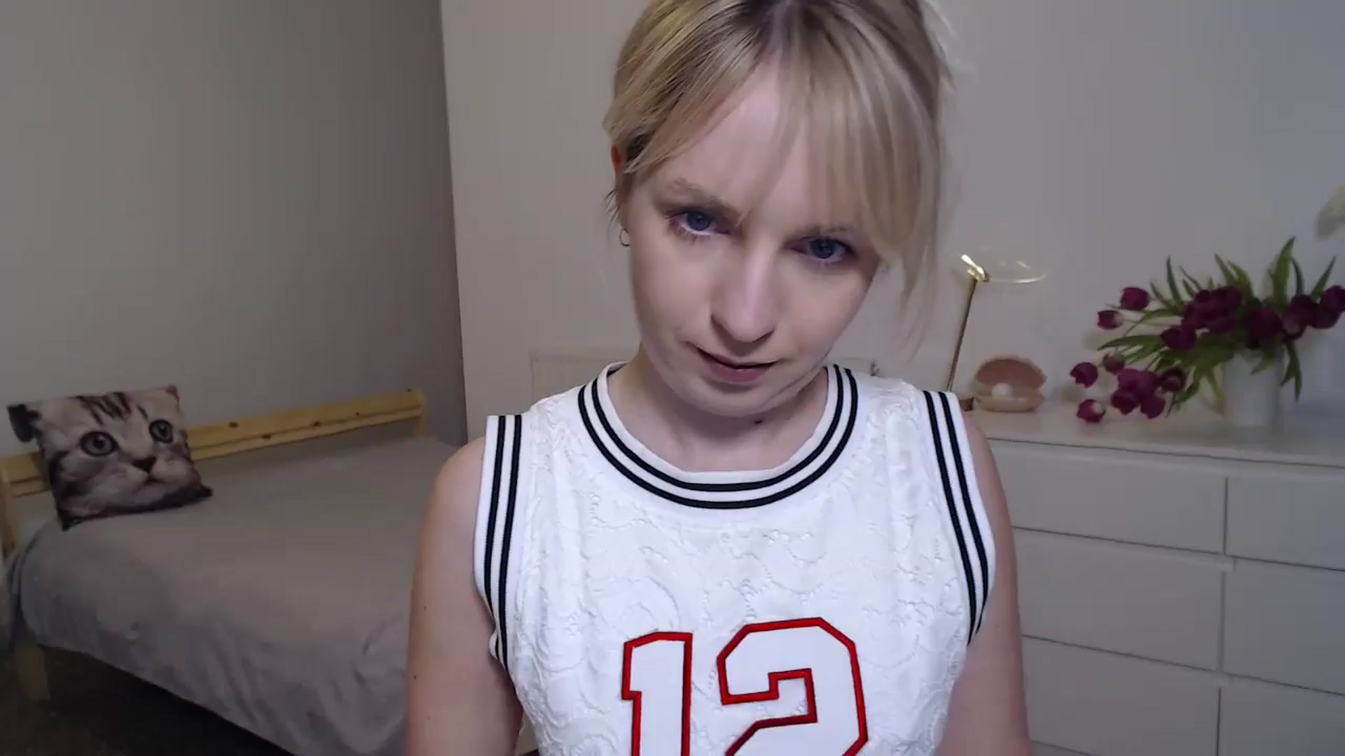 Gallery image thumbnail from Amy_CuteBambi's myfreecams stream on, 04/03/2025, 20:40 image 18 of 20