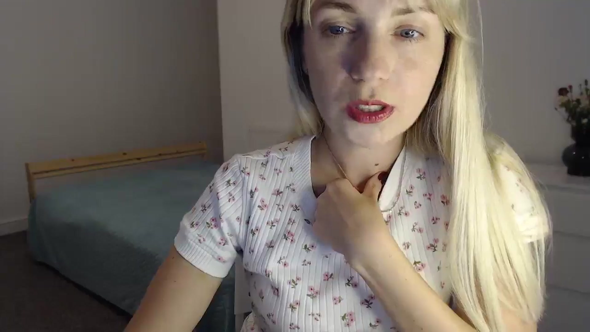 Gallery image thumbnail from Amy_CuteBambi's myfreecams stream on, 07/05/2025, 18:55 image 3 of 20