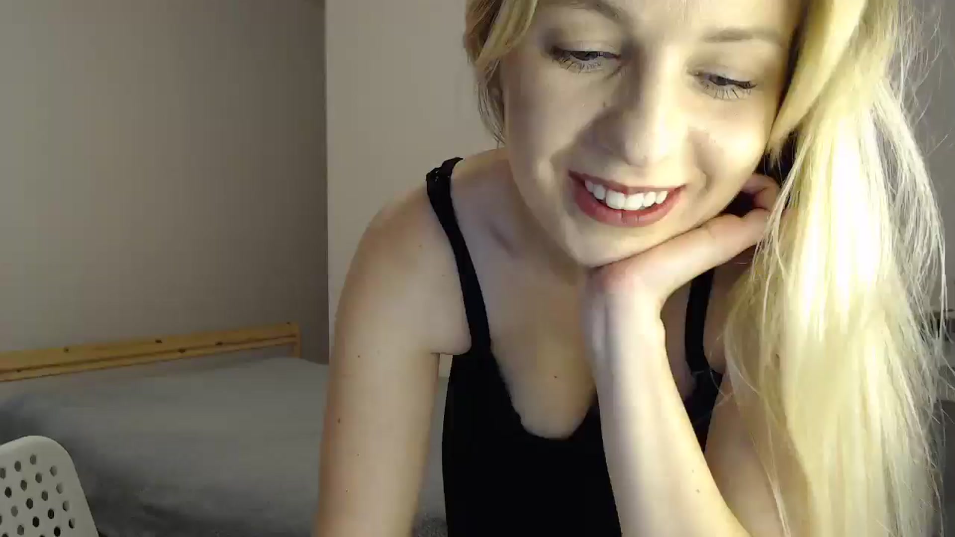Gallery image thumbnail from Amy_CuteBambi's myfreecams stream on, 11/04/2025, 15:48 image 1 of 20