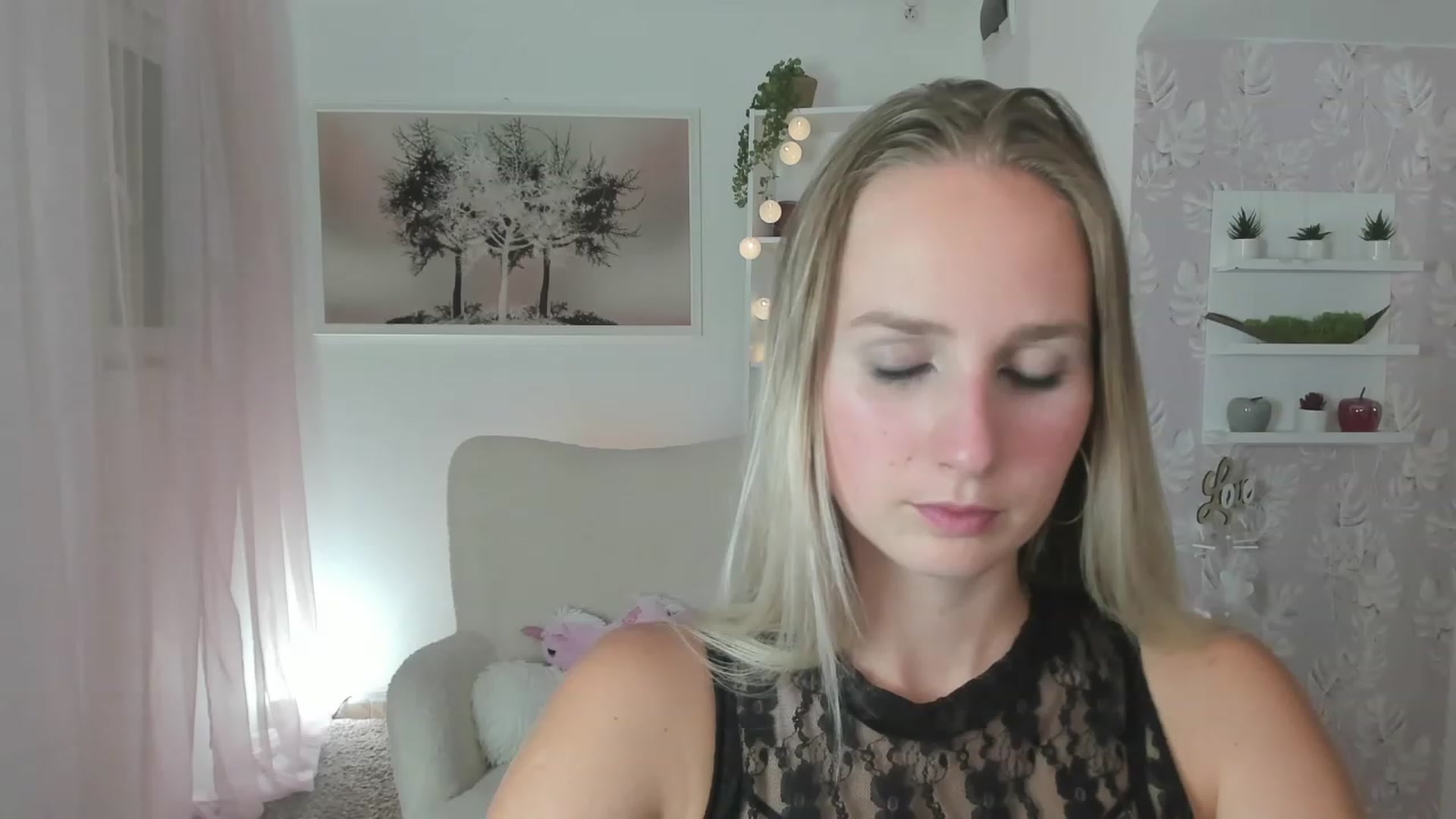 Gallery image thumbnail from Amy_Rea18's myfreecams stream on, 08/07/2023, 19:06 image 3 of 20