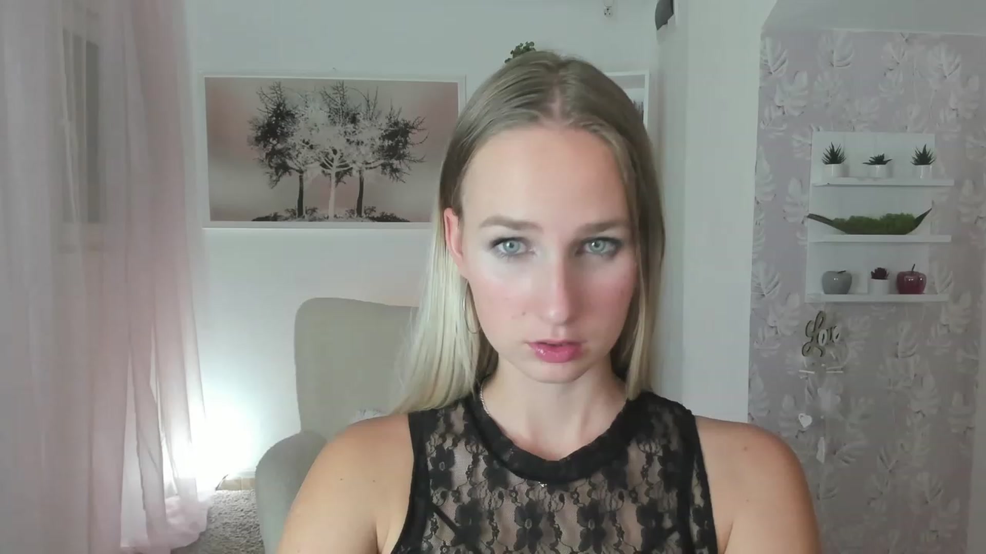 Gallery image thumbnail from Amy_Rea18's myfreecams stream on, 08/07/2023, 21:56 image 6 of 20