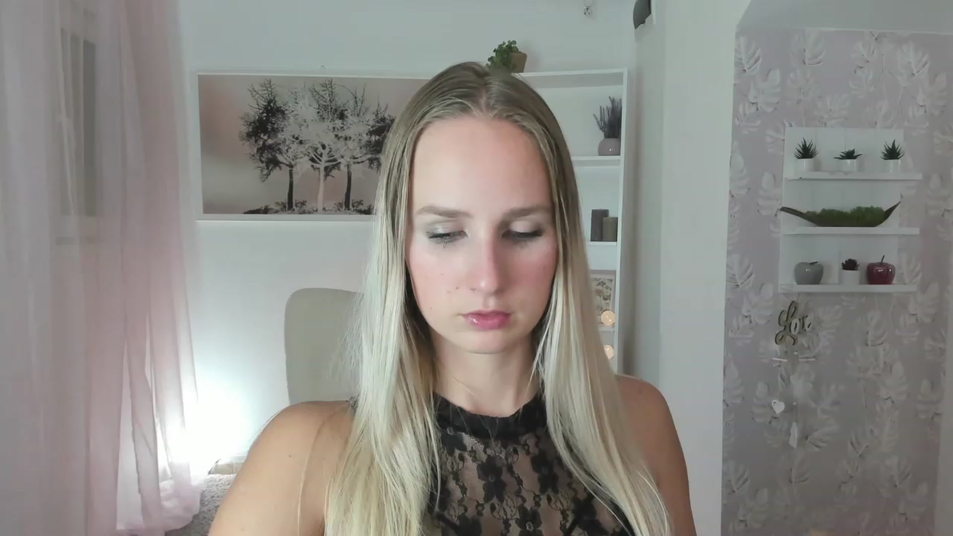Gallery image thumbnail from Amy_Rea18's myfreecams stream on, 08/07/2023, 21:56 image 2 of 20