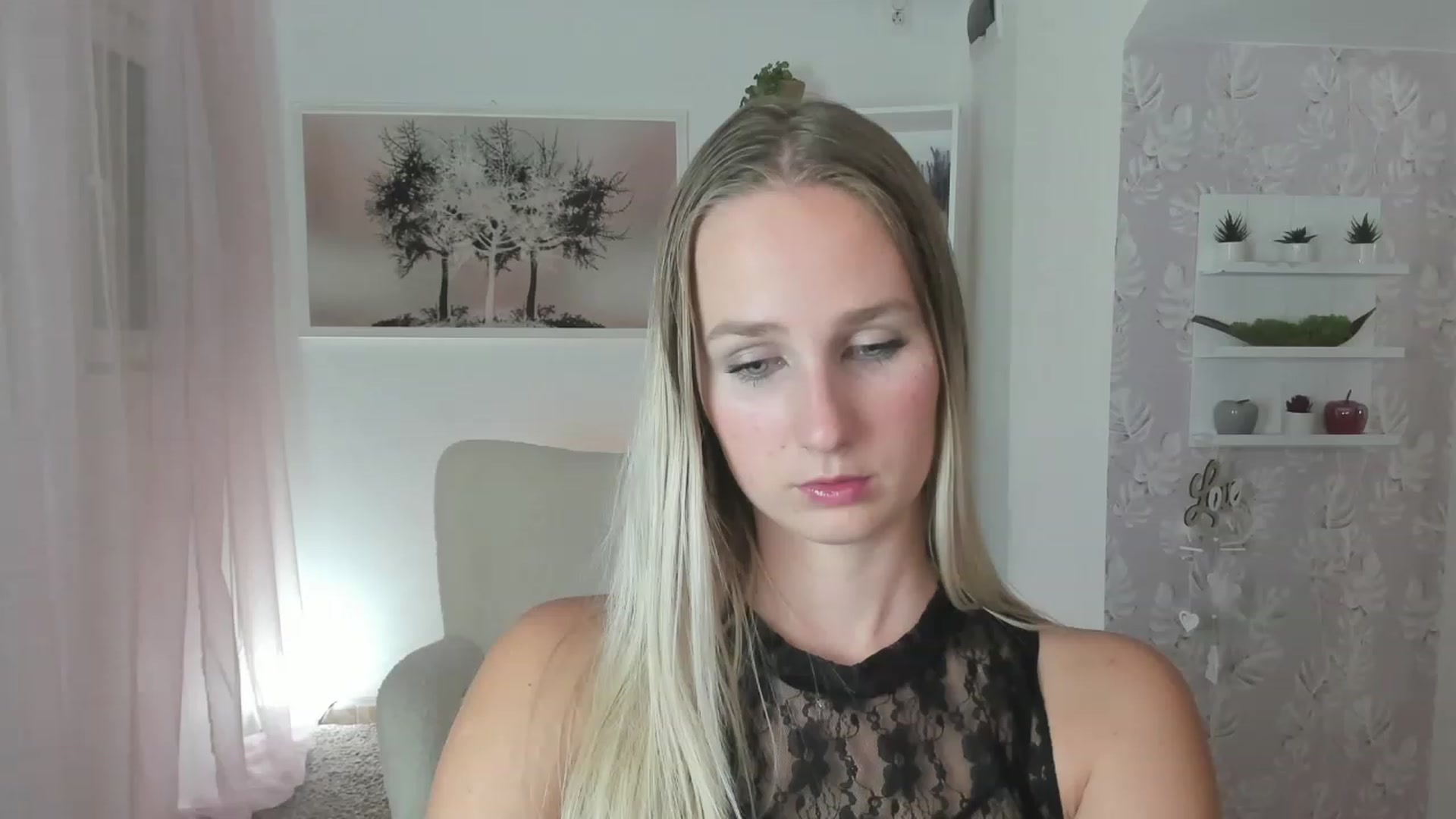 Gallery image thumbnail from Amy_Rea18's myfreecams stream on, 08/07/2023, 21:56 image 5 of 20