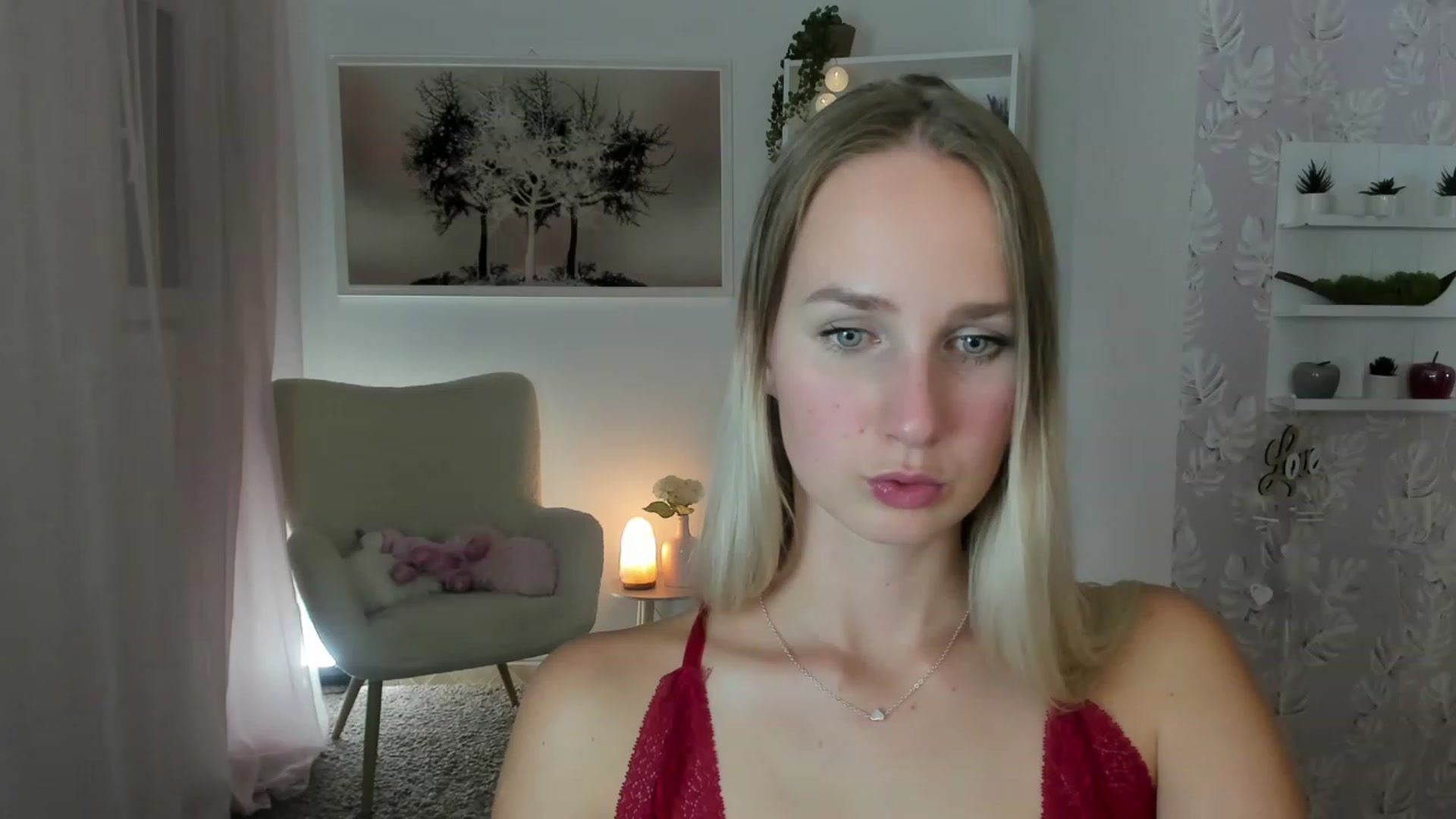 Gallery image thumbnail from Amy_Rea18's myfreecams stream on, 08/09/2023, 20:01 image 9 of 20