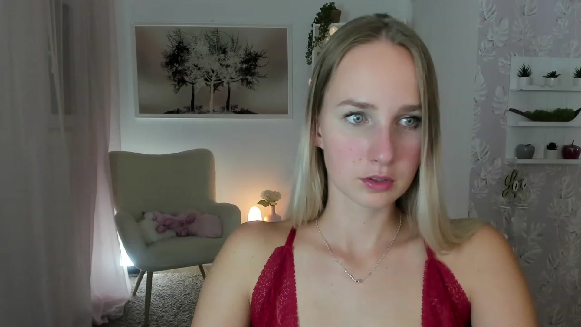 Gallery image thumbnail from Amy_Rea18's myfreecams stream on, 08/09/2023, 20:01 image 2 of 20