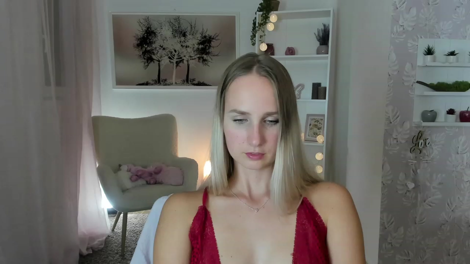 Gallery image thumbnail from Amy_Rea18's myfreecams stream on, 08/09/2023, 20:25 image 20 of 20