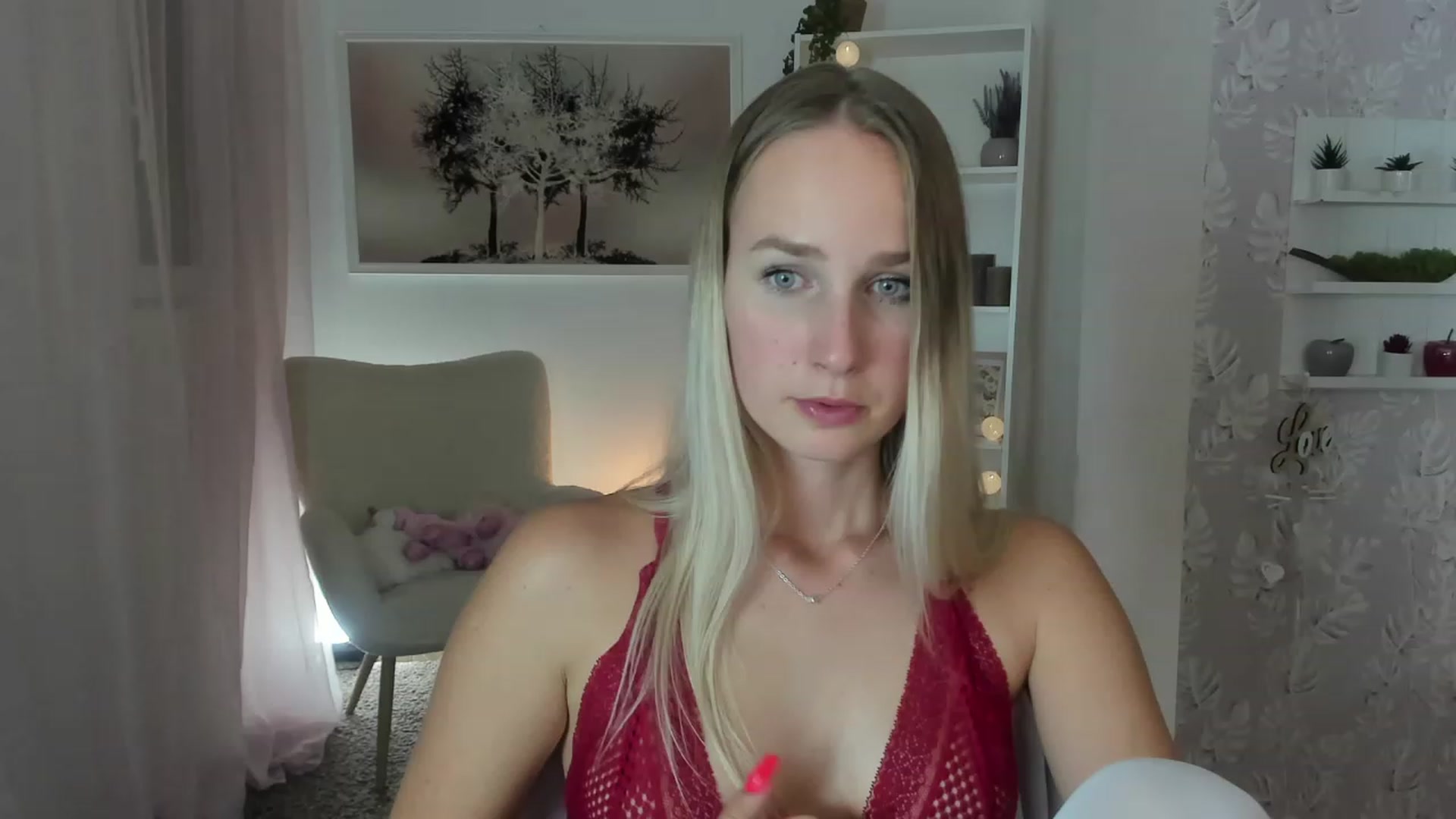 Gallery image thumbnail from Amy_Rea18's myfreecams stream on, 08/09/2023, 20:25 image 7 of 20