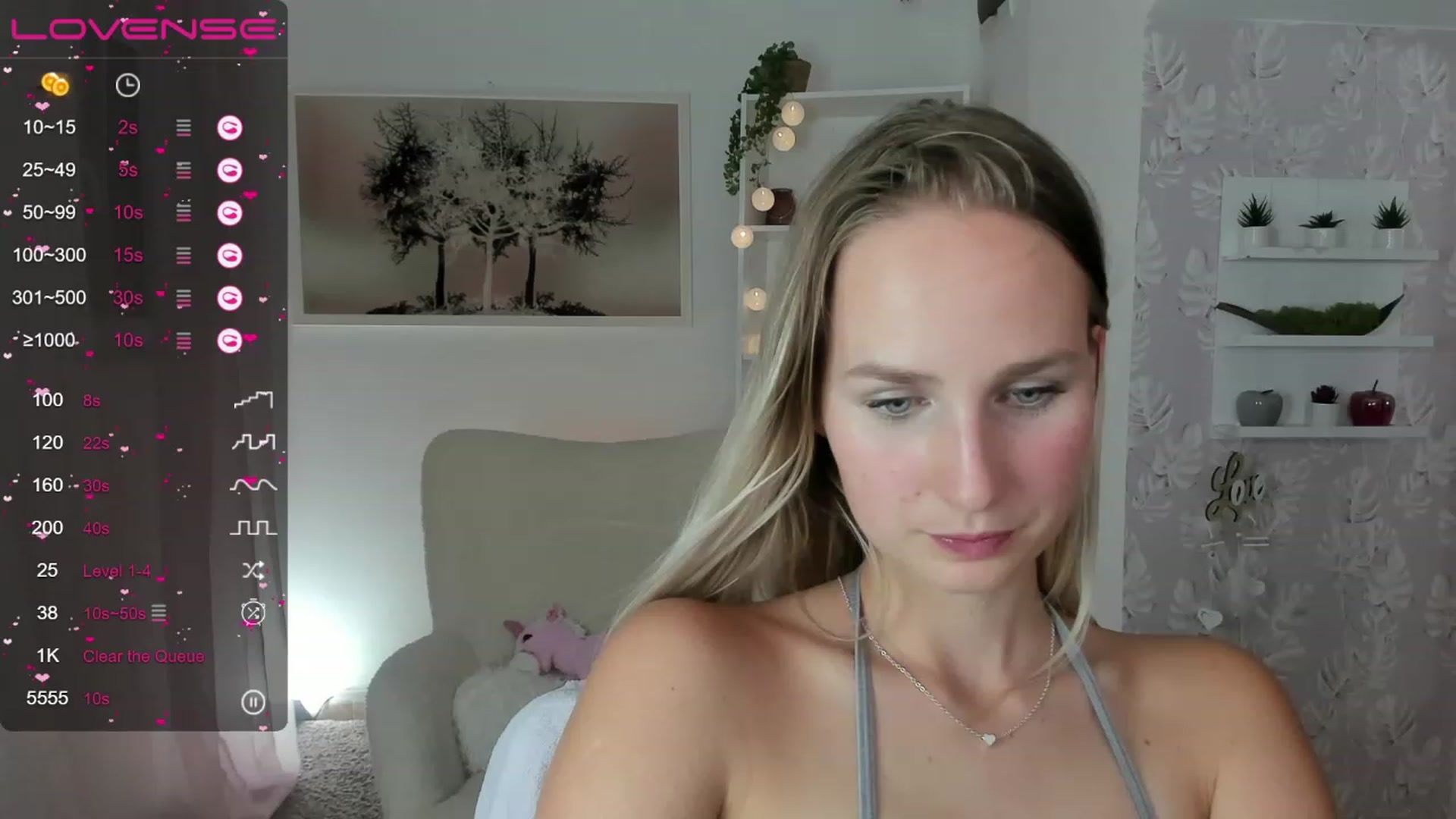 Gallery image thumbnail from Amy_Rea18's myfreecams stream on, 08/10/2023, 22:54 image 1 of 20