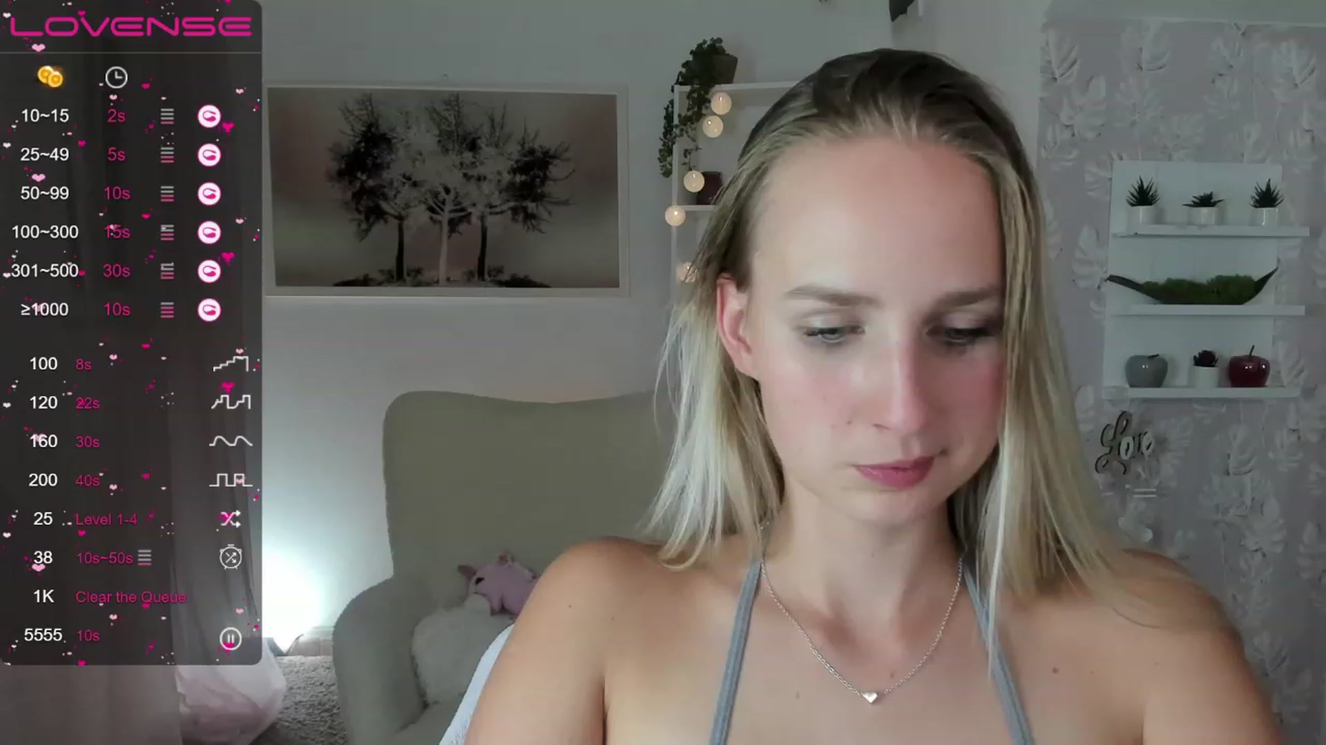 Gallery image thumbnail from Amy_Rea18's myfreecams stream on, 08/10/2023, 23:58 image 19 of 20