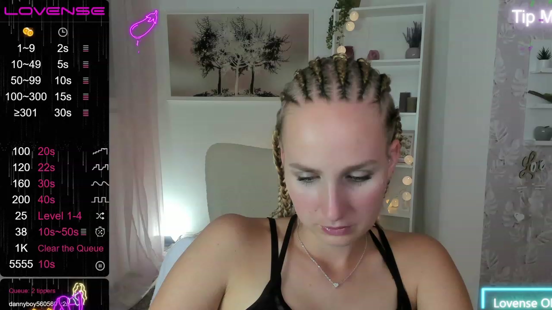 Gallery image thumbnail from Amy_Rea18's myfreecams stream on, 08/13/2023, 22:44 image 18 of 20