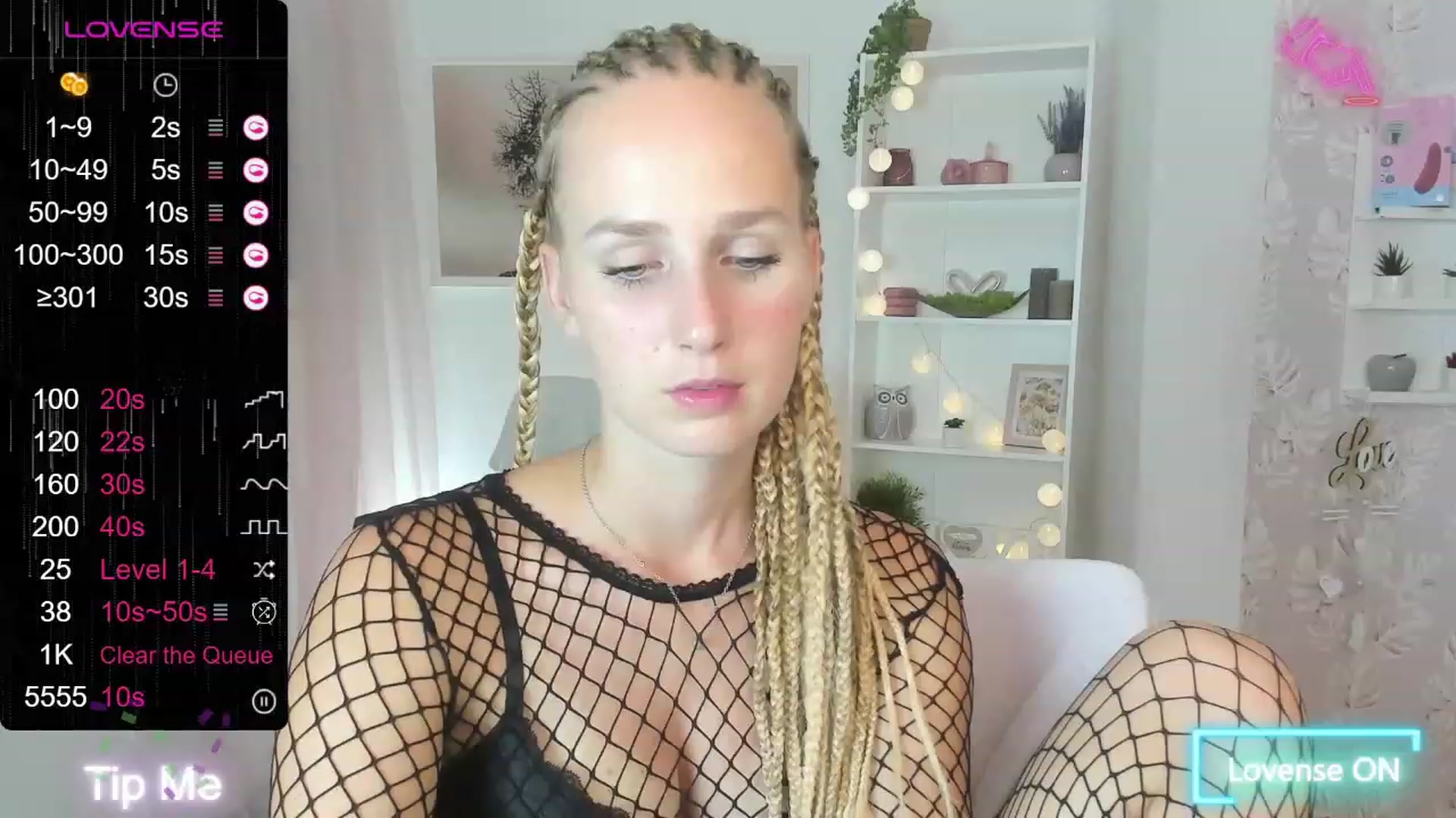 Gallery image thumbnail from Amy_Rea18's myfreecams stream on, 08/16/2023, 20:48 image 8 of 20