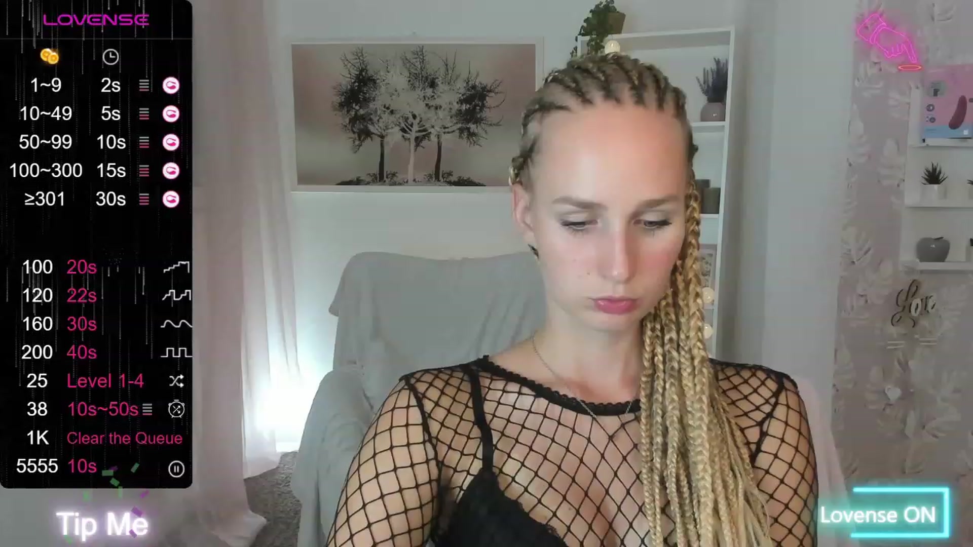 Gallery image thumbnail from Amy_Rea18's myfreecams stream on, 08/16/2023, 20:48 image 16 of 20