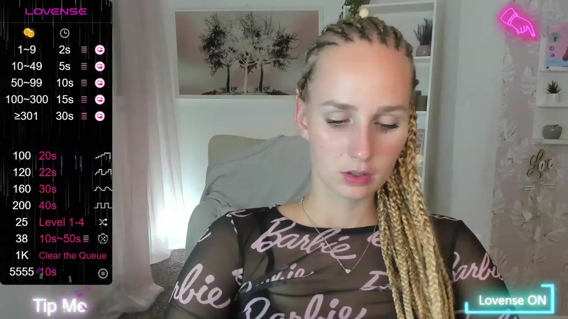 Gallery image thumbnail from Amy_Rea18's myfreecams stream on, 08/16/2023, 23:03 image 13 of 20