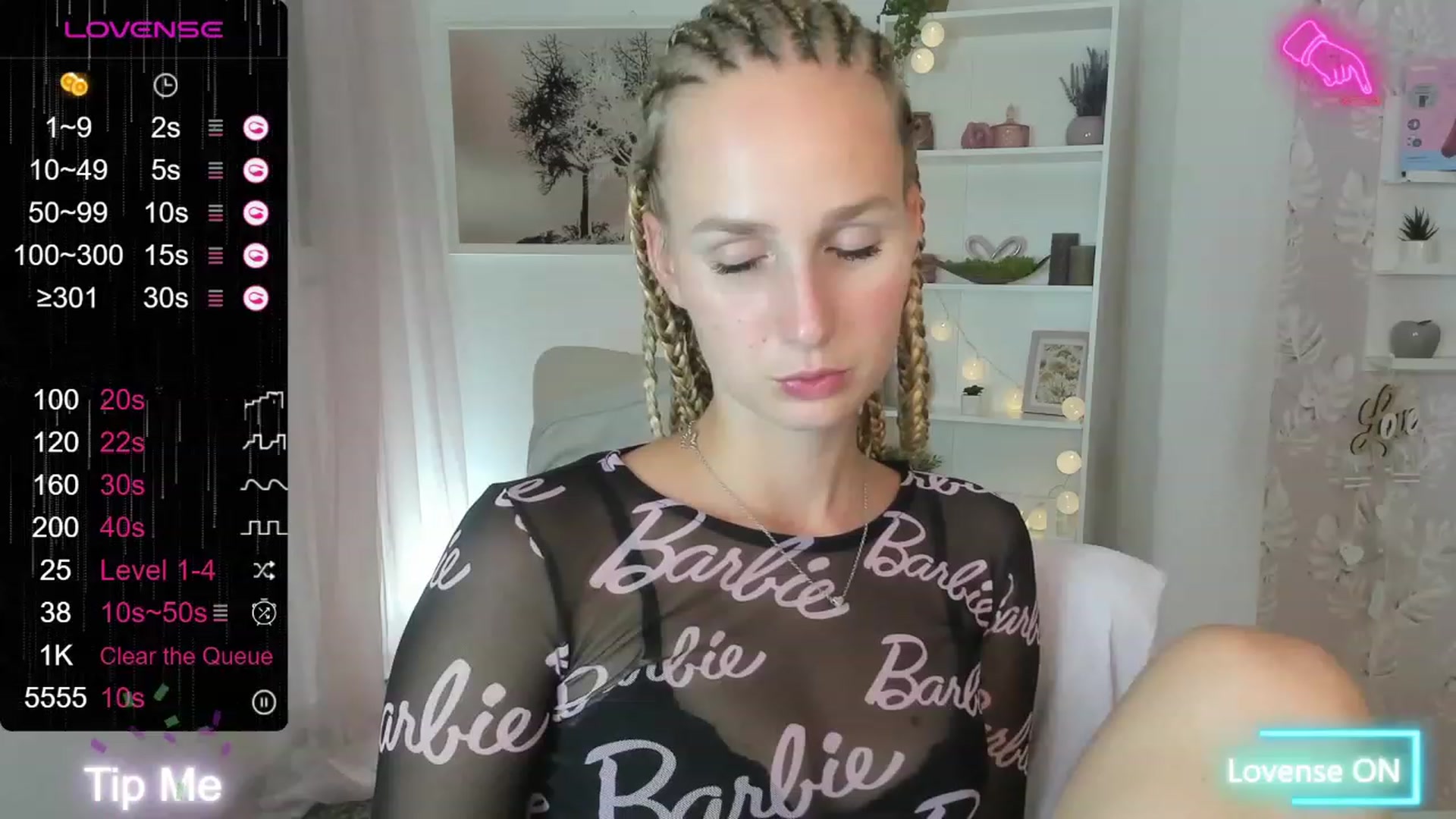 Gallery image thumbnail from Amy_Rea18's myfreecams stream on, 08/16/2023, 23:03 image 17 of 20