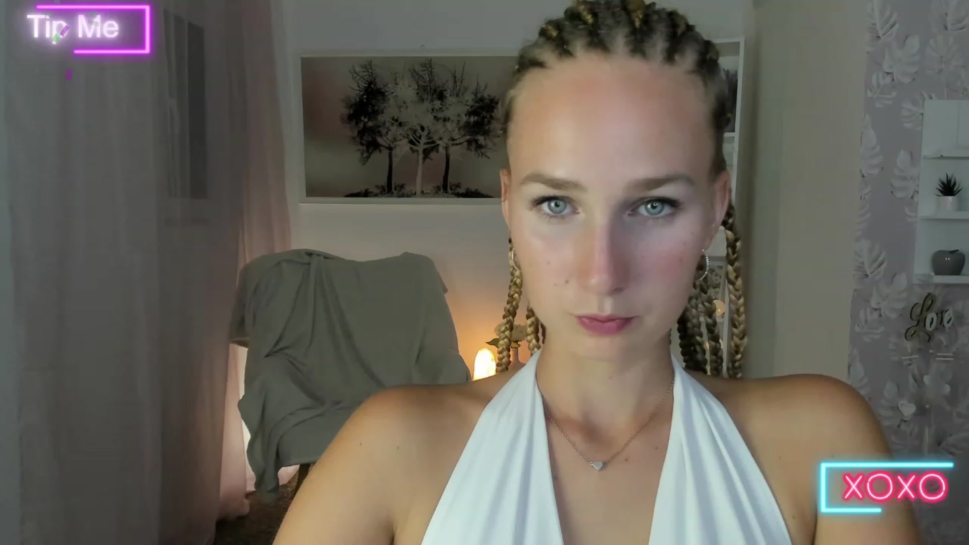 Gallery image thumbnail from Amy_Rea18's myfreecams stream on, 08/20/2023, 19:05 image 1 of 20