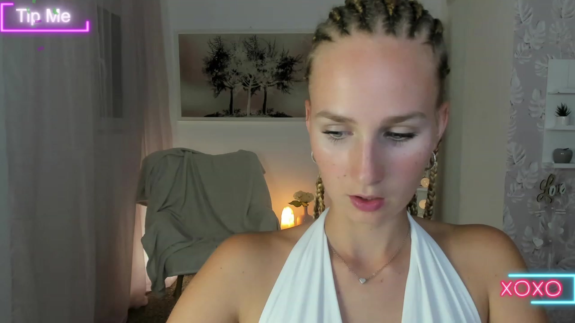 Gallery image thumbnail from Amy_Rea18's myfreecams stream on, 08/20/2023, 19:05 image 11 of 20