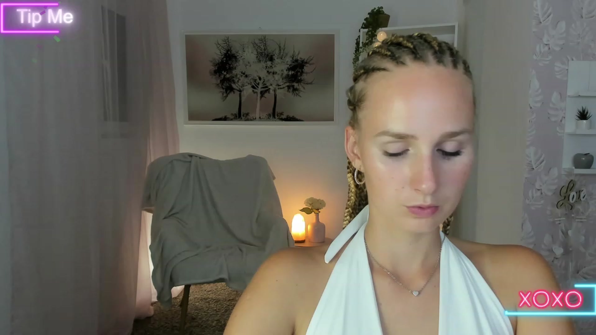 Gallery image thumbnail from Amy_Rea18's myfreecams stream on, 08/20/2023, 21:49 image 13 of 20