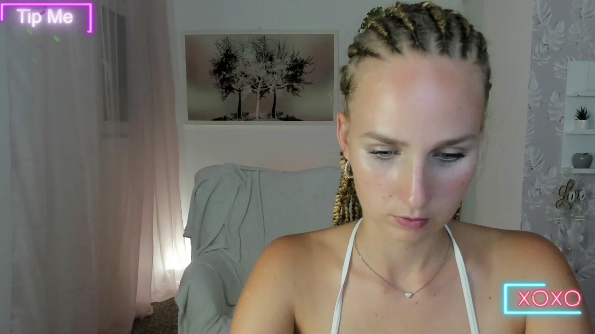 Gallery image thumbnail from Amy_Rea18's myfreecams stream on, 08/20/2023, 23:03 image 3 of 20