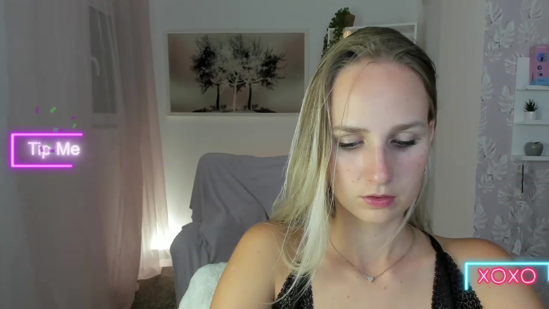 Gallery image thumbnail from Amy_Rea18's myfreecams stream on, 08/23/2023, 20:01 image 11 of 20