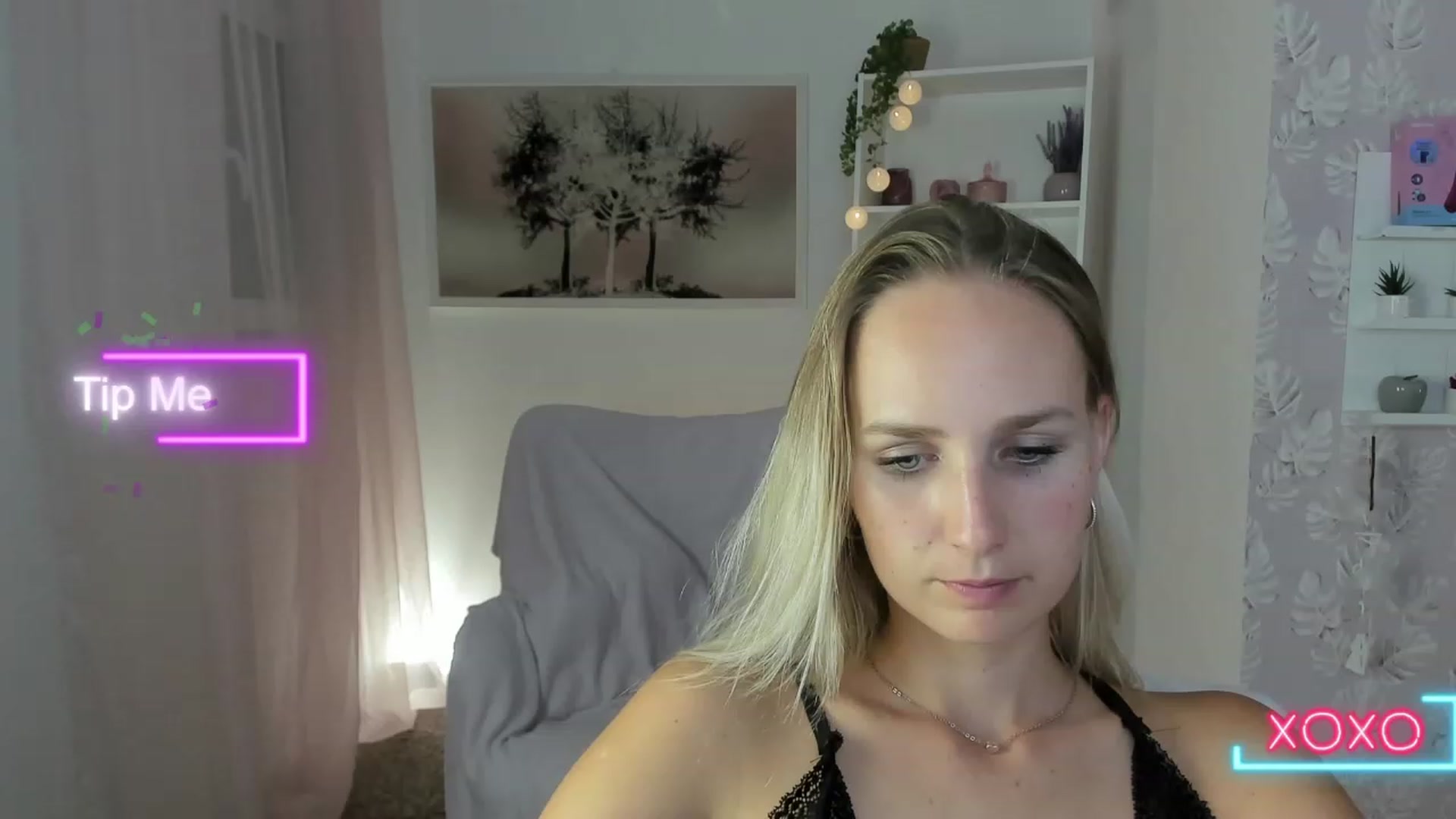 Gallery image thumbnail from Amy_Rea18's myfreecams stream on, 08/23/2023, 22:47 image 5 of 20