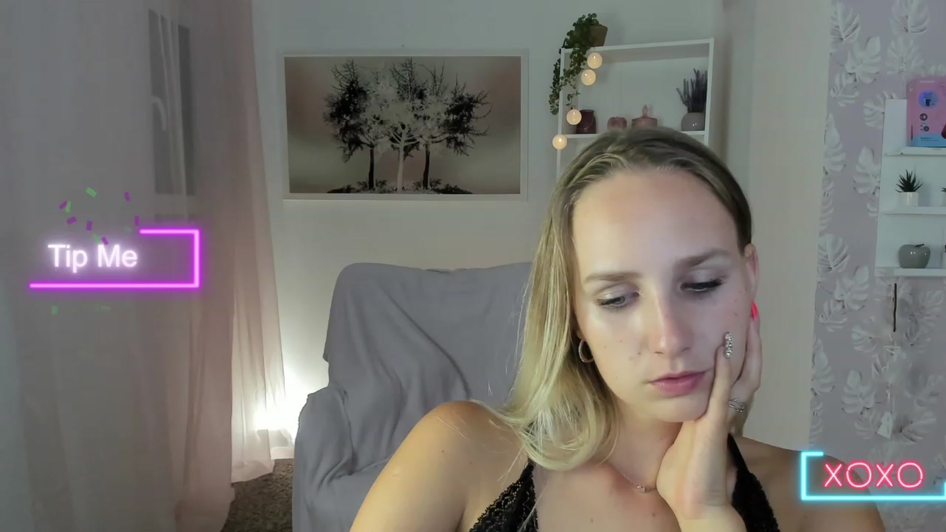 Gallery image thumbnail from Amy_Rea18's myfreecams stream on, 08/23/2023, 22:47 image 19 of 20