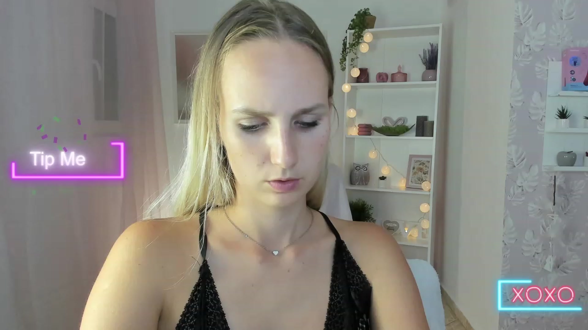 Gallery image thumbnail from Amy_Rea18's myfreecams stream on, 08/23/2023, 22:47 image 13 of 20