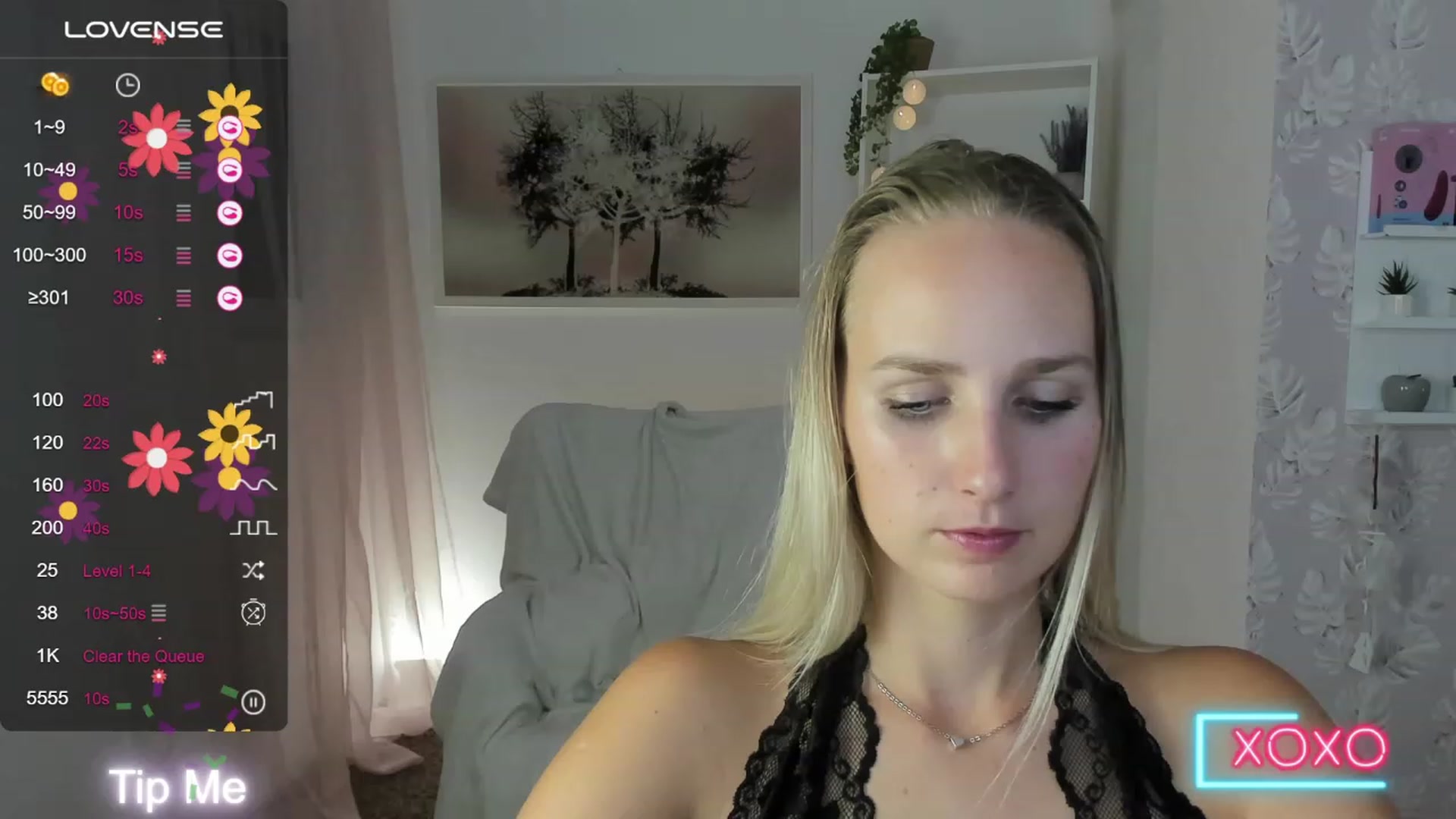 Gallery image thumbnail from Amy_Rea18's myfreecams stream on, 08/25/2023, 22:54 image 16 of 20