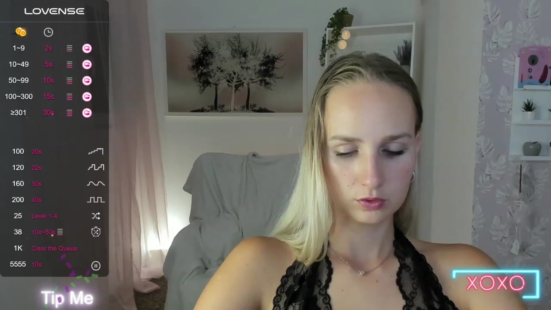 Gallery image thumbnail from Amy_Rea18's myfreecams stream on, 08/25/2023, 22:54 image 9 of 20
