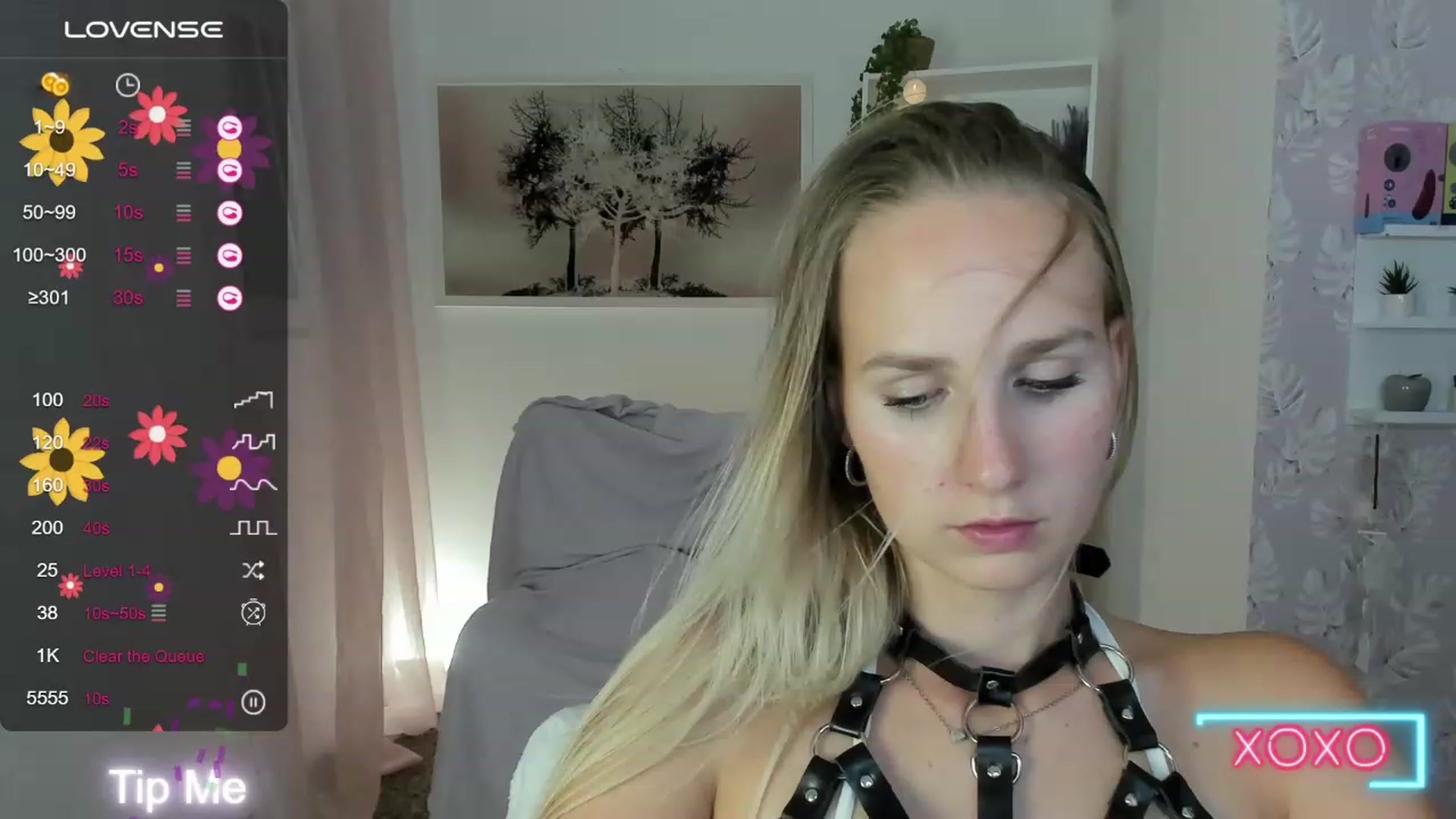 Gallery image thumbnail from Amy_Rea18's myfreecams stream on, 08/26/2023, 19:52 image 8 of 20