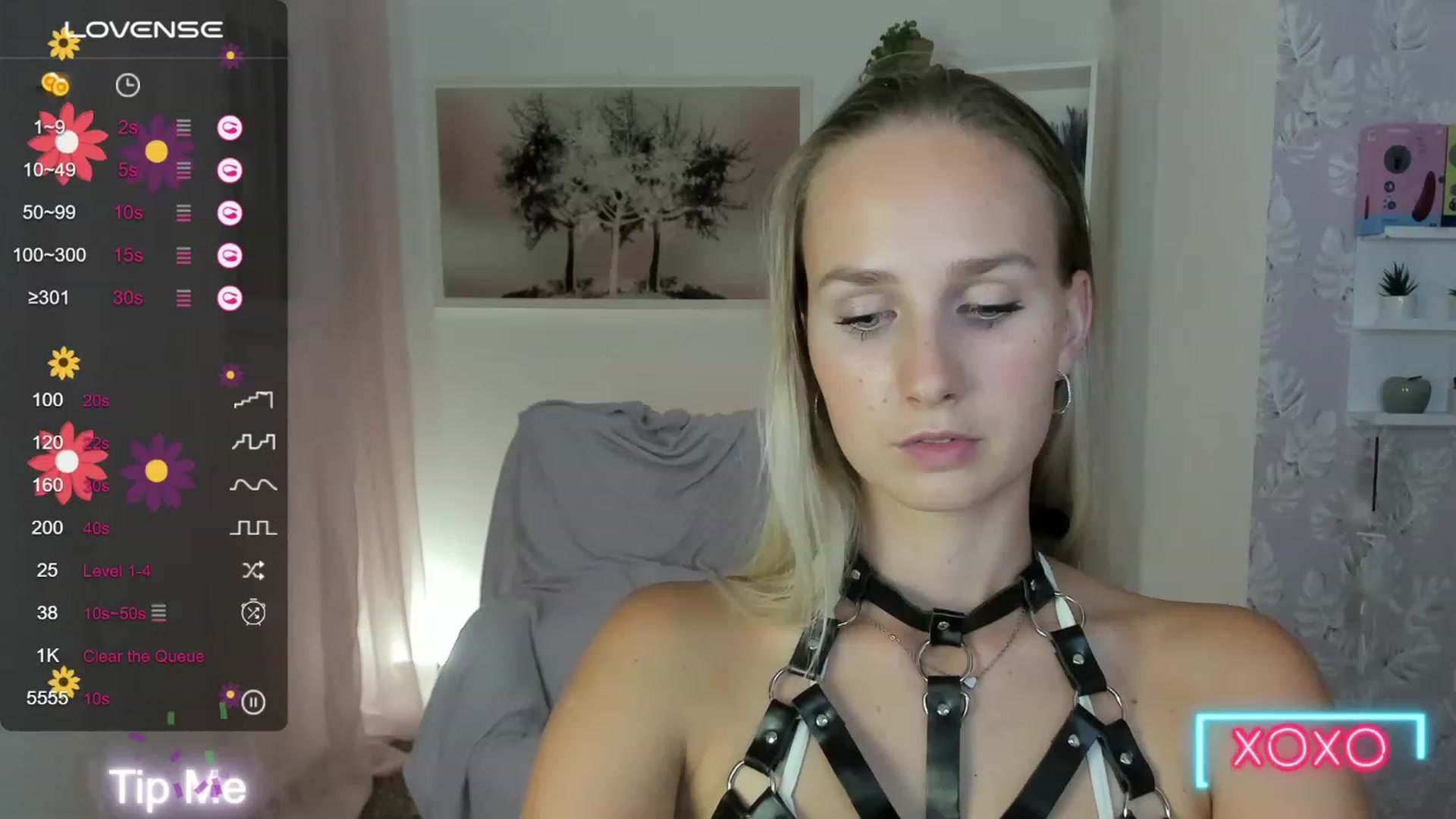 Gallery image thumbnail from Amy_Rea18's myfreecams stream on, 08/26/2023, 21:17 image 16 of 20