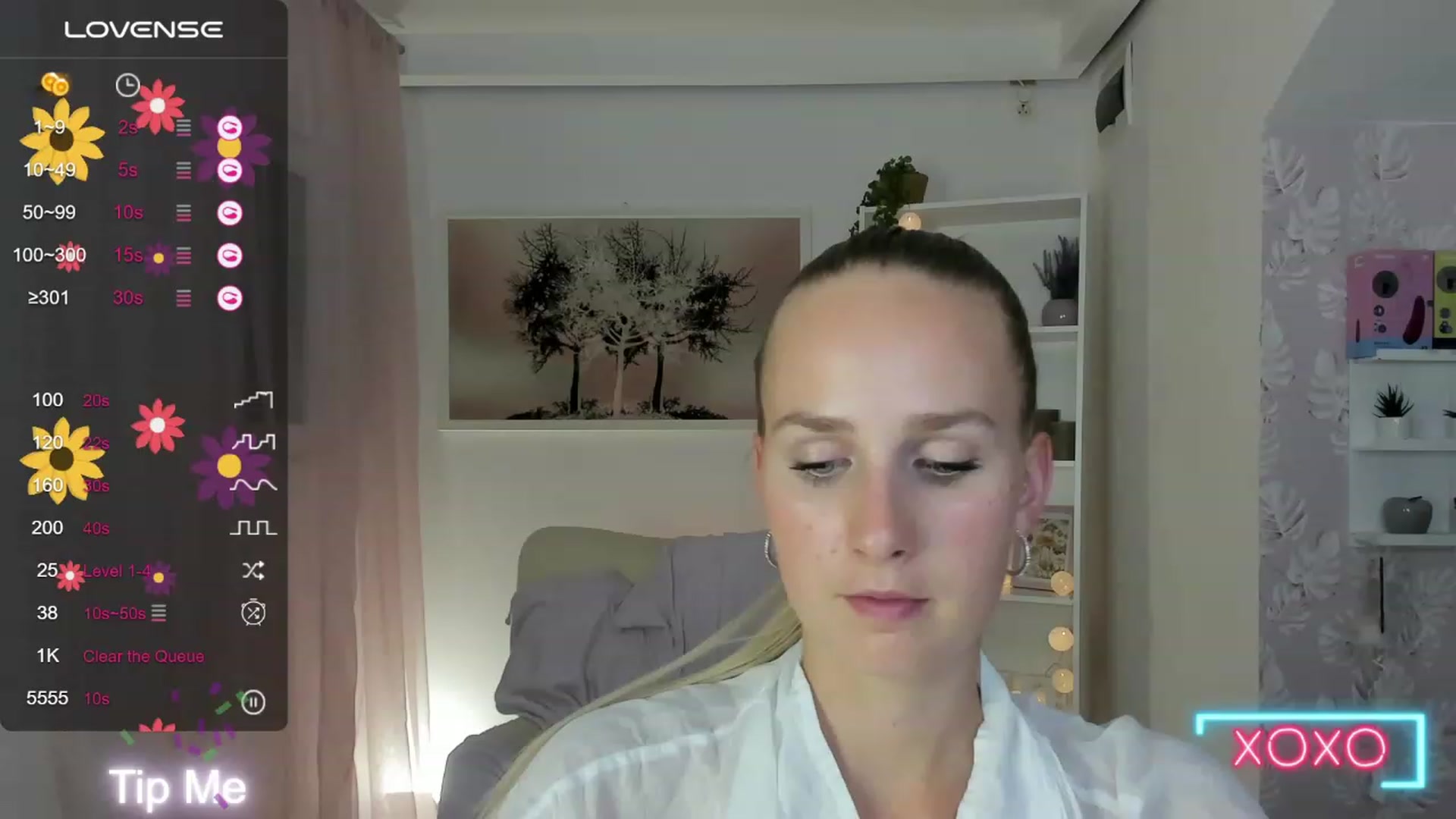 Gallery image thumbnail from Amy_Rea18's myfreecams stream on, 08/26/2023, 23:17 image 9 of 20