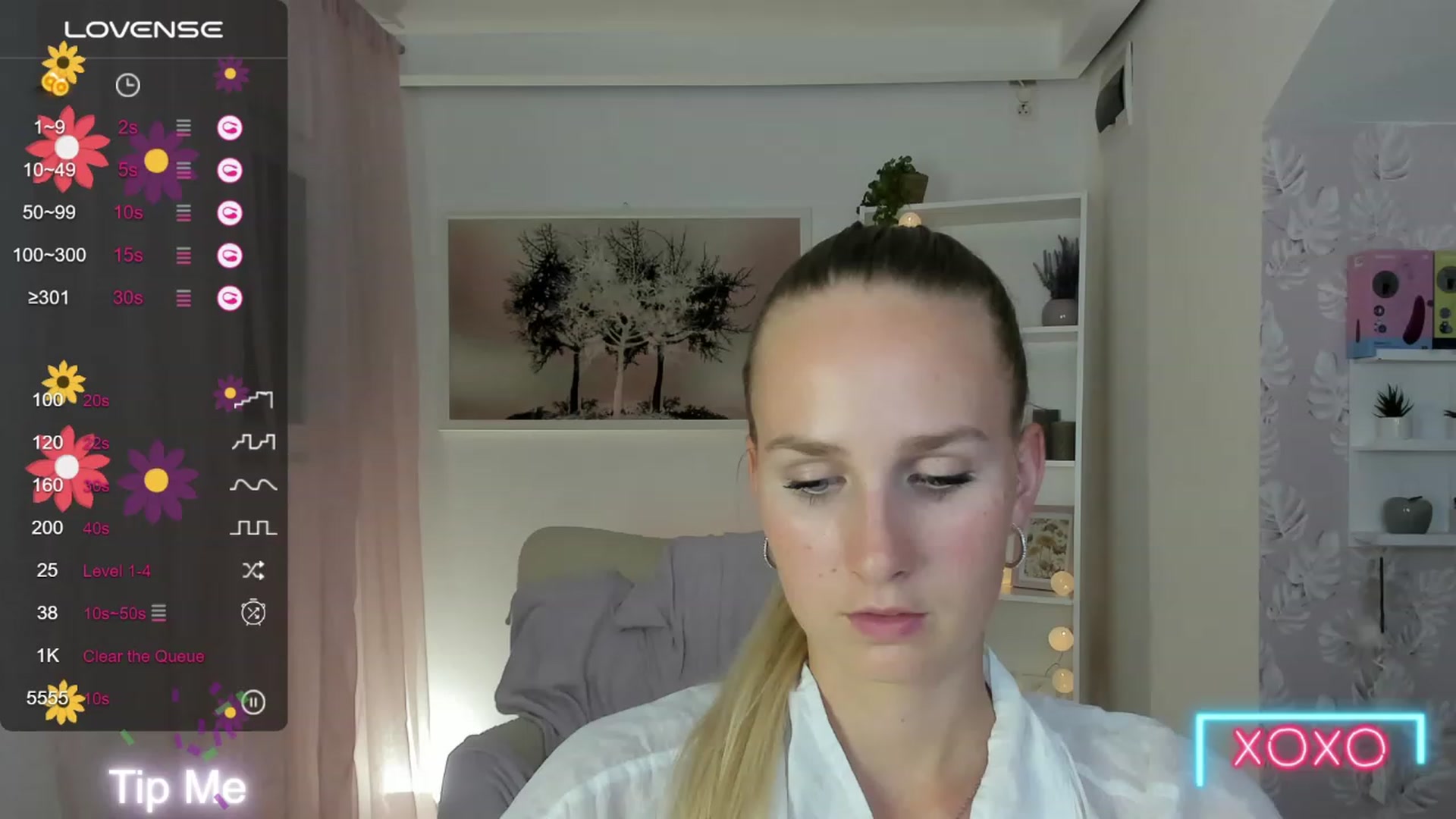 Gallery image thumbnail from Amy_Rea18's myfreecams stream on, 08/26/2023, 23:17 image 8 of 20