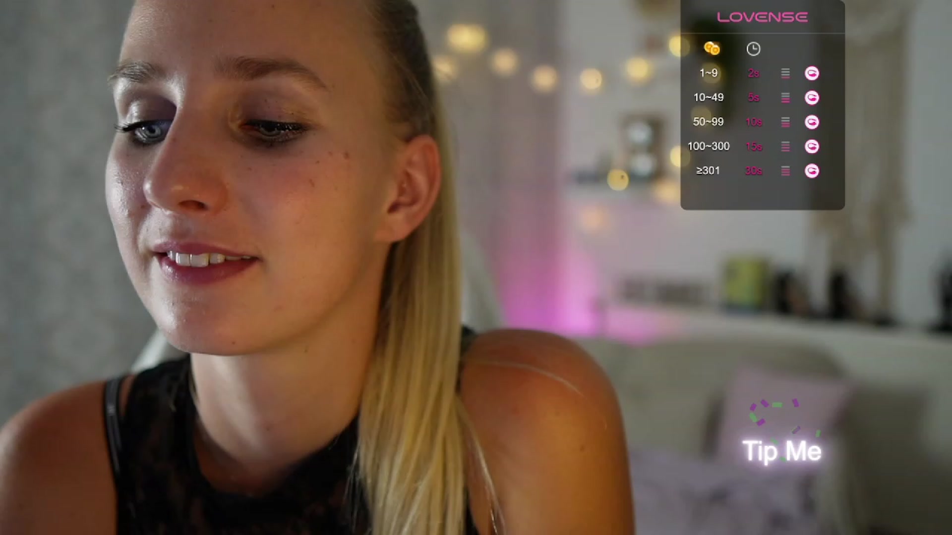 Gallery image thumbnail from Amy_Rea18's myfreecams stream on, 08/27/2023, 22:47 image 6 of 20