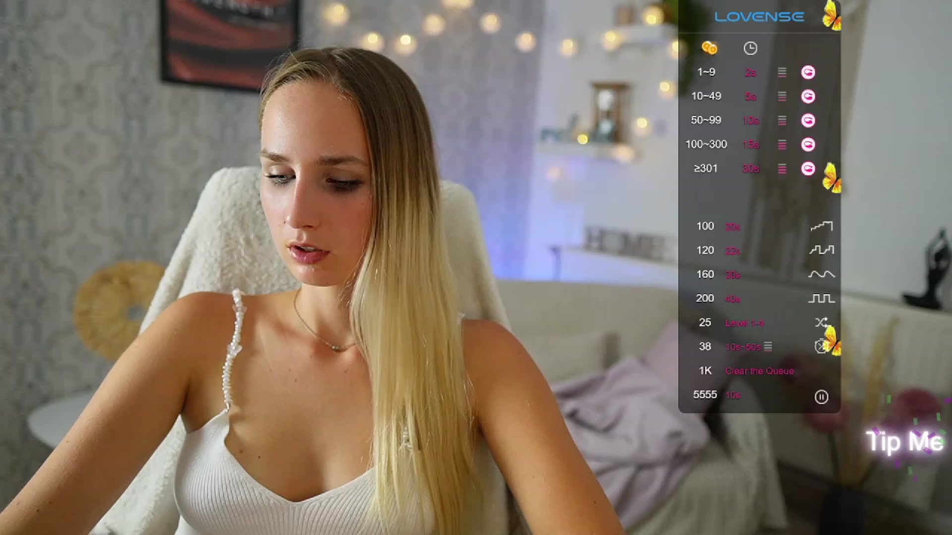 Gallery image thumbnail from Amy_Rea18's myfreecams stream on, 09/16/2023, 19:26 image 19 of 20