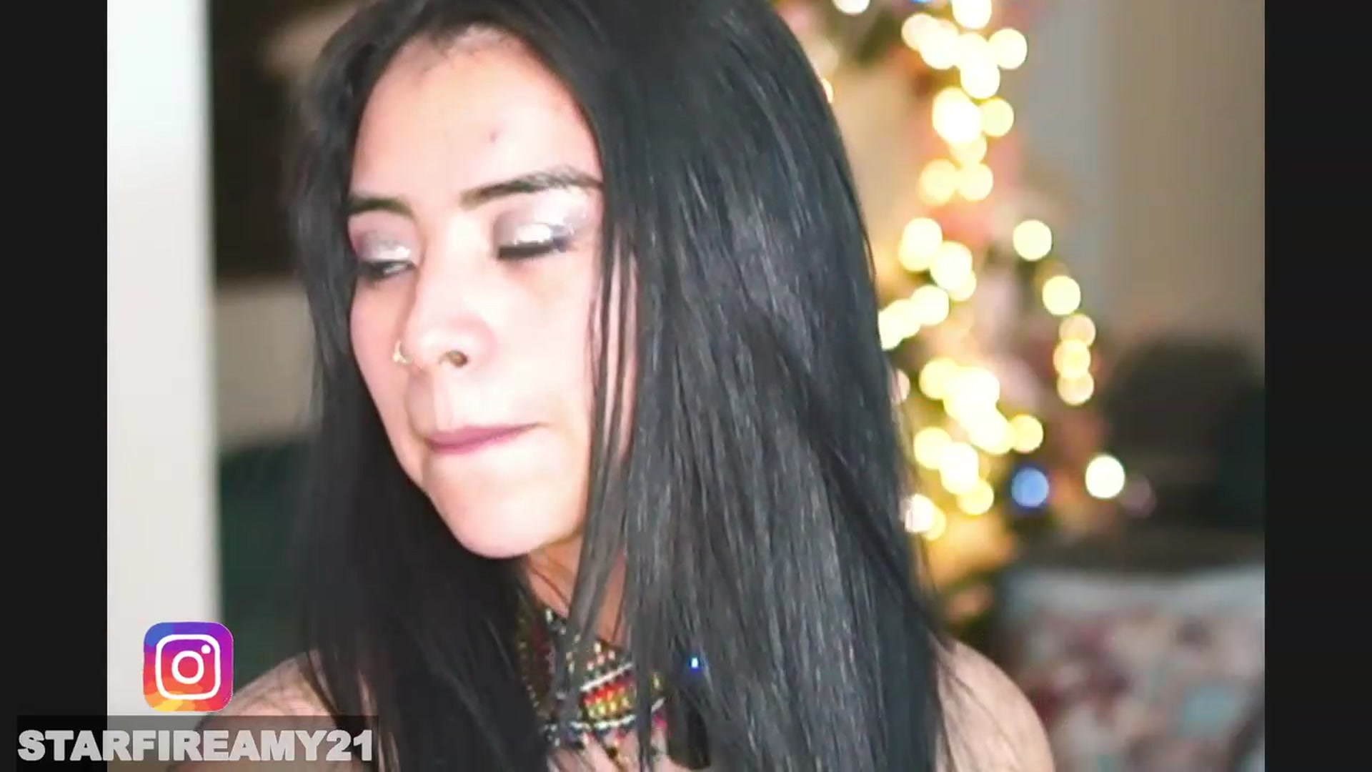 Gallery image thumbnail from Amy_Starfire's myfreecams stream on, 12/24/2022, 08:59 image 19 of 20