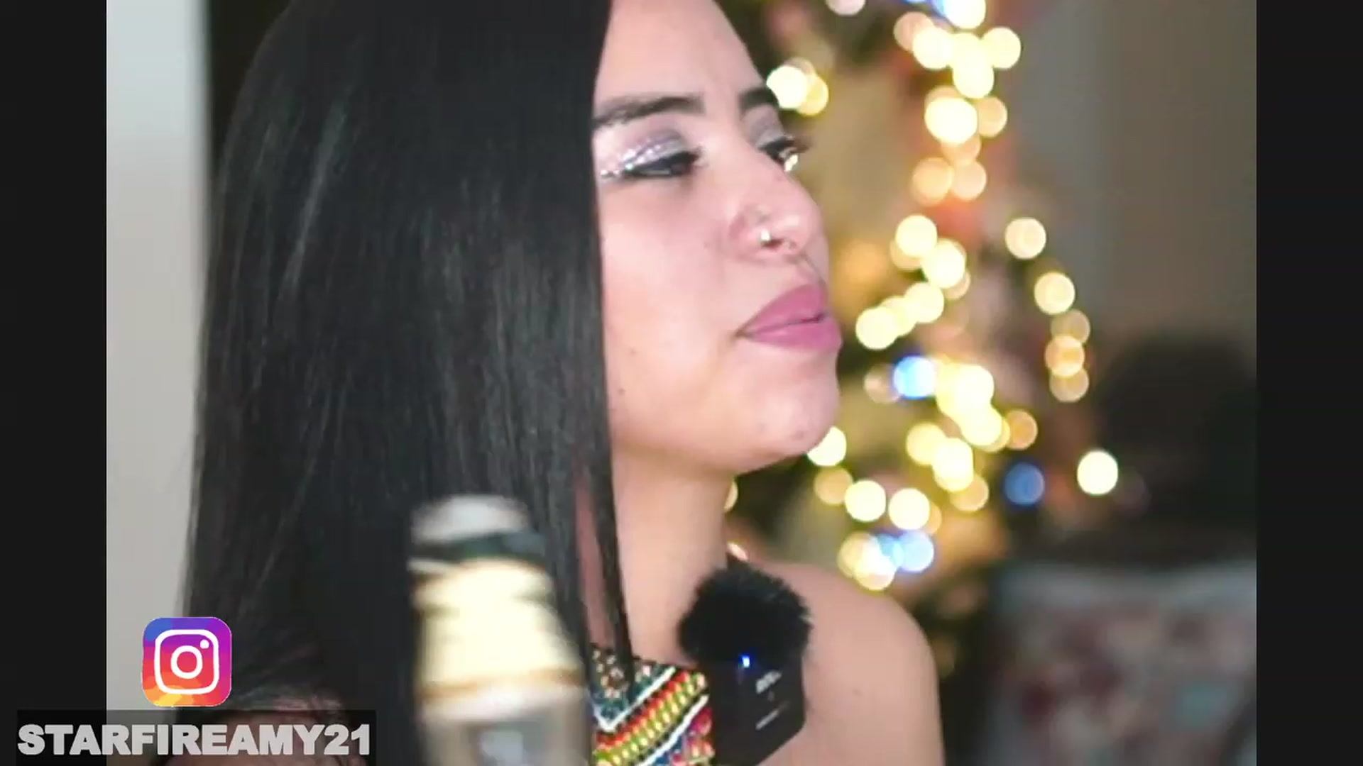 Gallery image thumbnail from Amy_Starfire's myfreecams stream on, 12/24/2022, 08:59 image 7 of 20