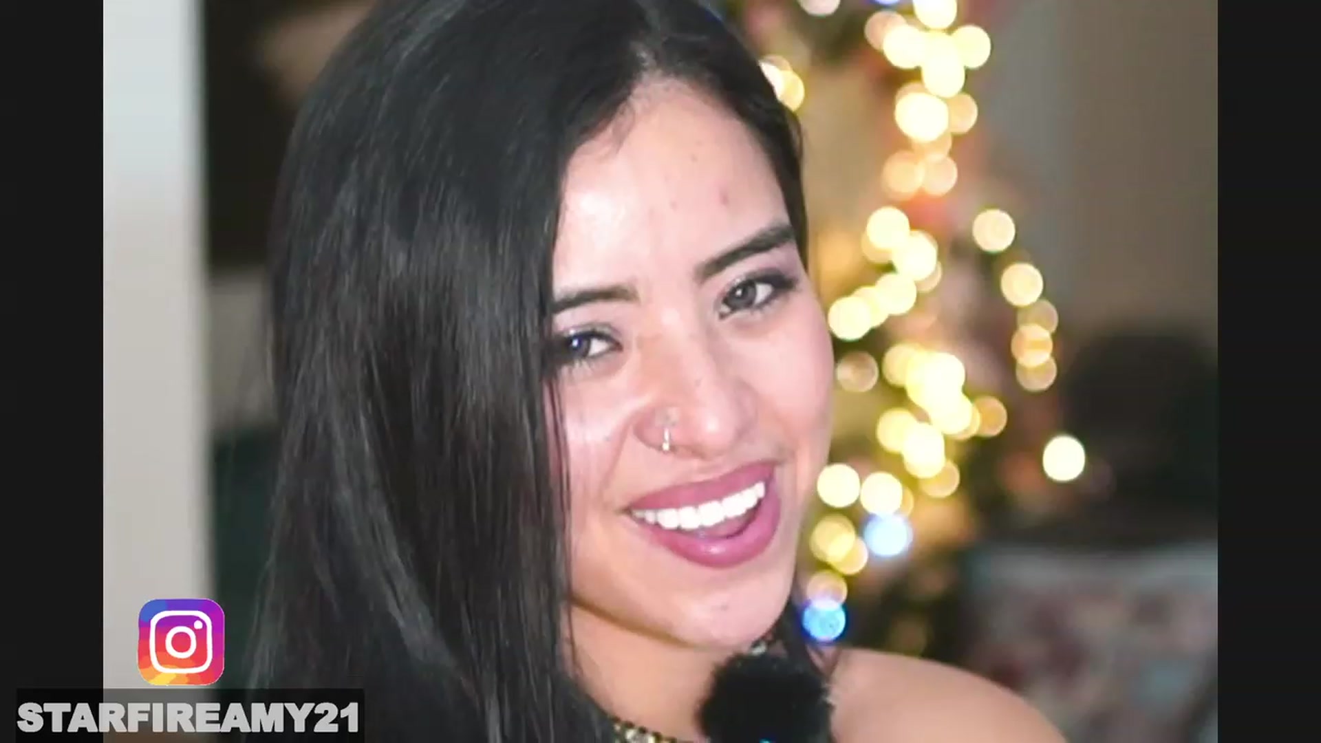Gallery image thumbnail from Amy_Starfire's myfreecams stream on, 12/24/2022, 08:59 image 4 of 20