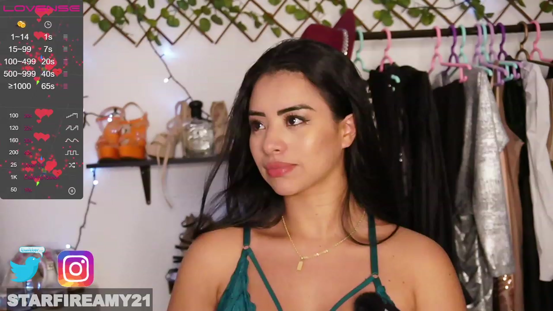 Gallery image thumbnail from Amy_Starfire's myfreecams stream on, 01/26/2023, 06:55 image 17 of 20