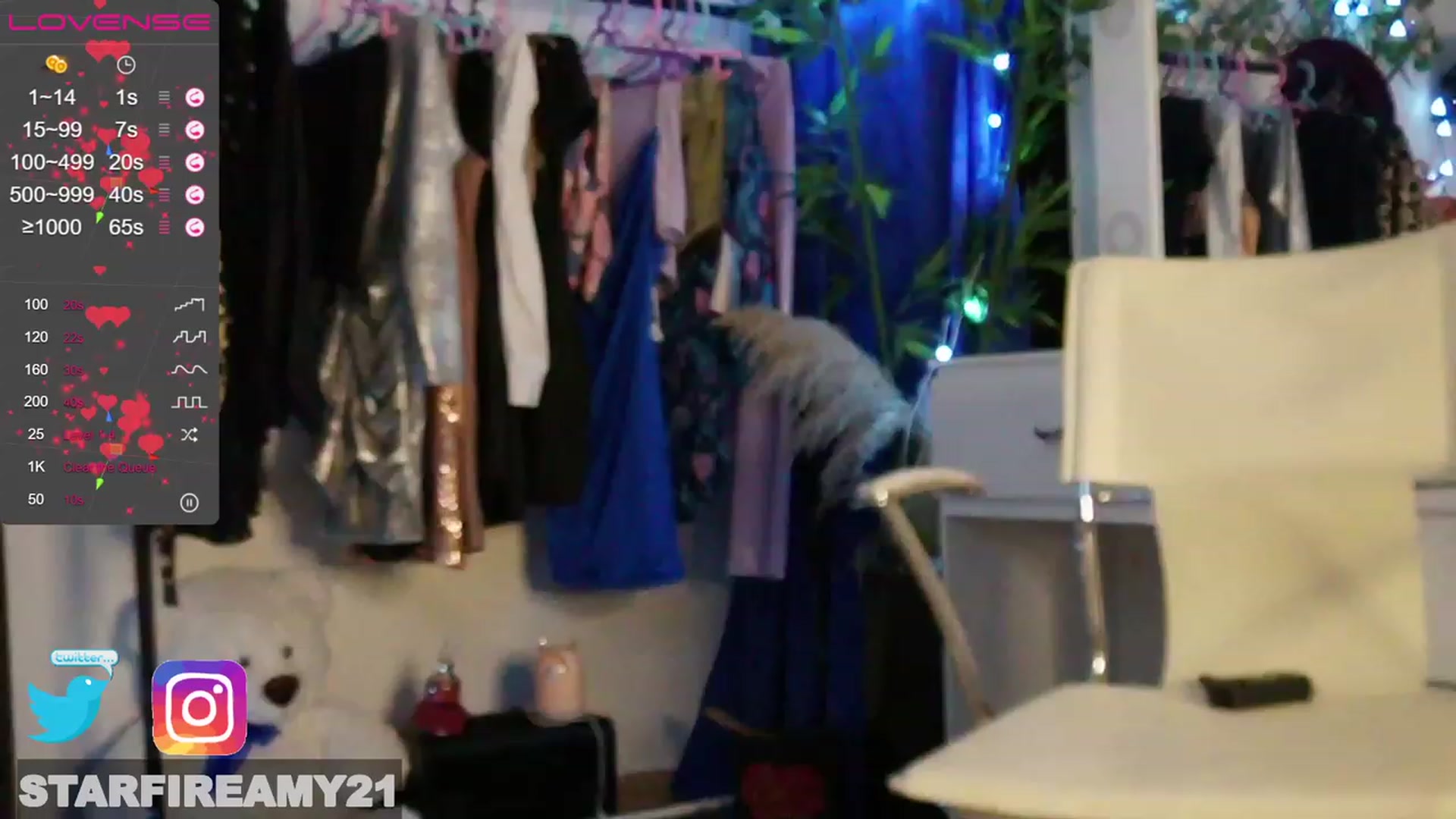 Gallery image thumbnail from Amy_Starfire's myfreecams stream on, 01/28/2023, 09:18 image 13 of 20