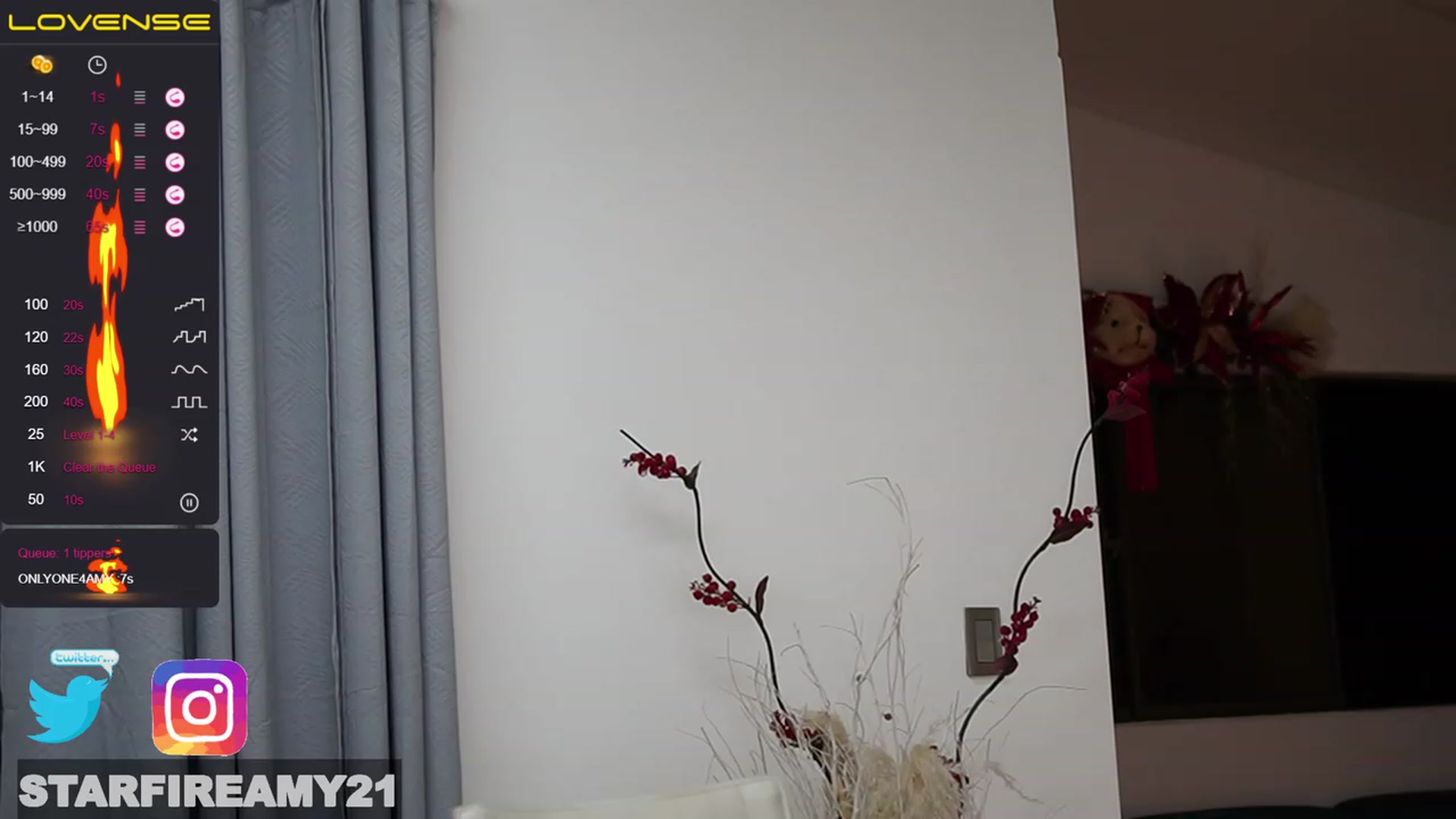 Gallery image thumbnail from Amy_Starfire's myfreecams stream on, 03/01/2023, 03:37 image 12 of 20