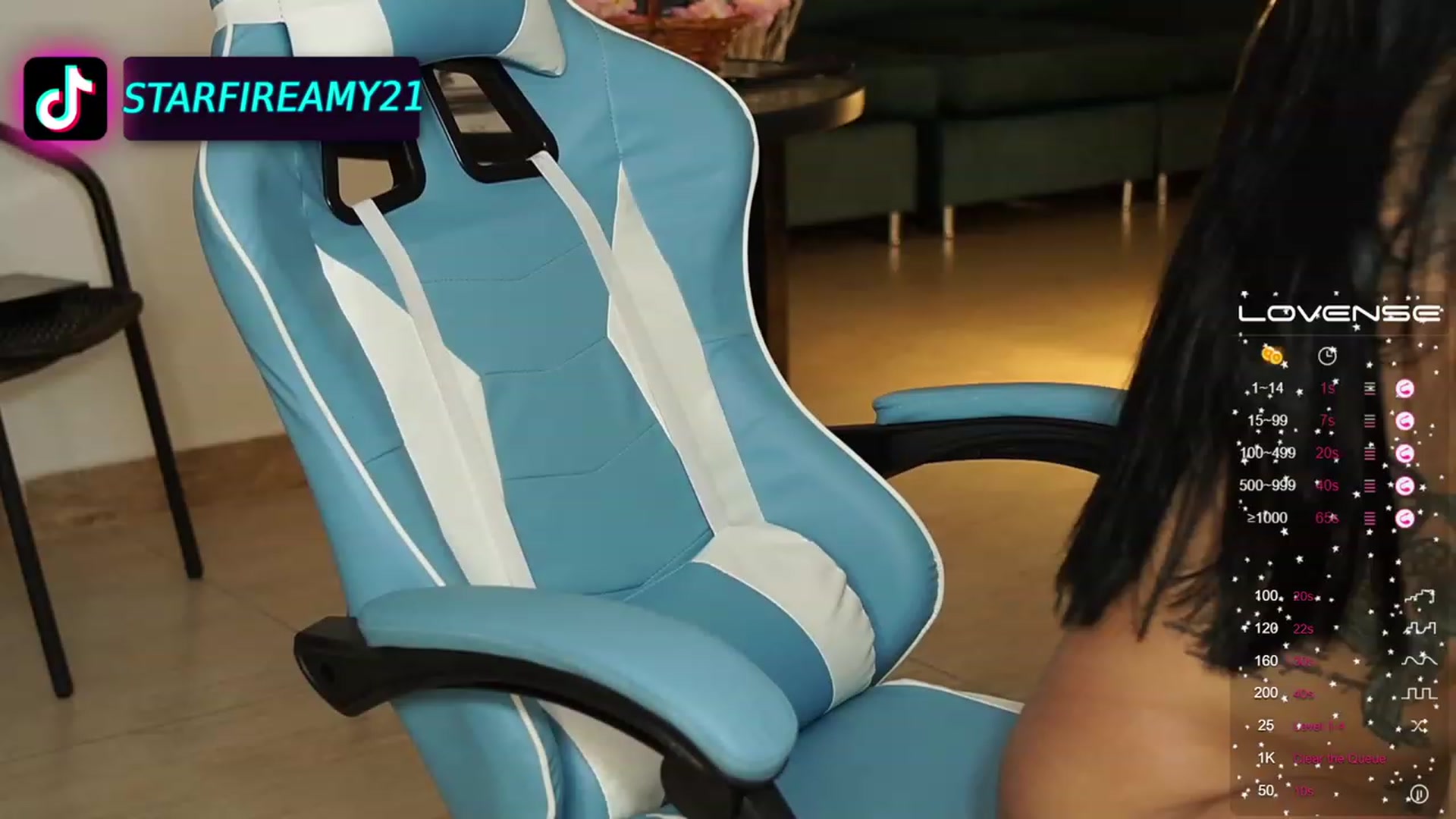 Gallery image thumbnail from Amy_Starfire's myfreecams stream on, 05/03/2023, 03:59 image 11 of 20