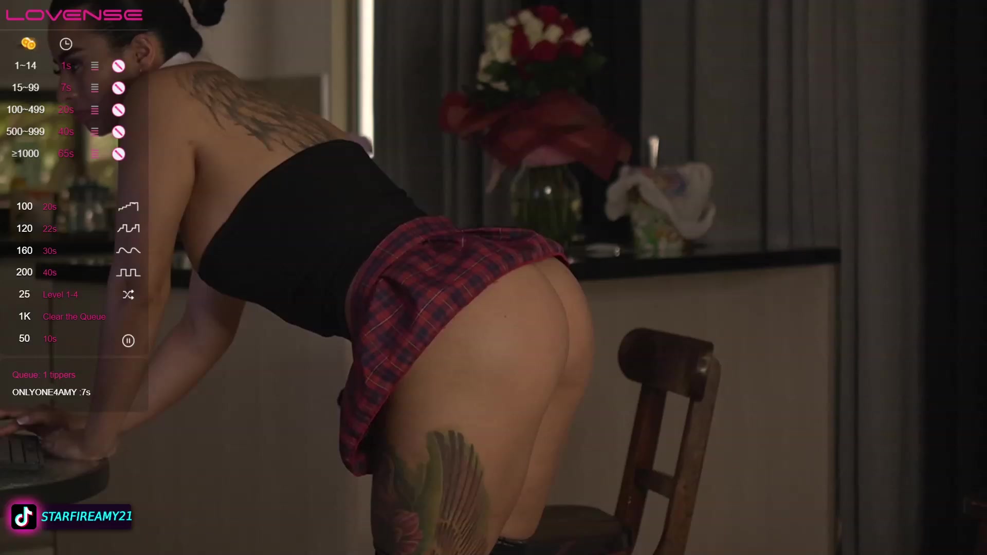 Gallery image thumbnail from Amy_Starfire's myfreecams stream on, 06/27/2023, 19:33 image 10 of 20
