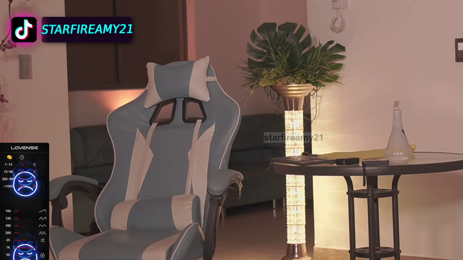 Gallery image thumbnail from Amy_Starfire's myfreecams stream on, 08/18/2023, 05:33 image 20 of 20