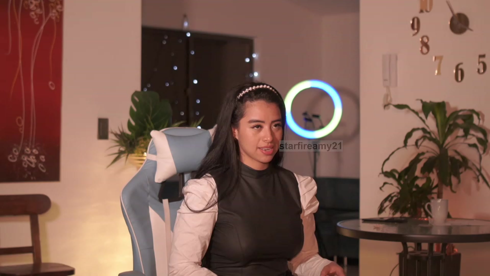 Gallery image thumbnail from Amy_Starfire's myfreecams stream on, 08/31/2023, 09:00 image 18 of 20