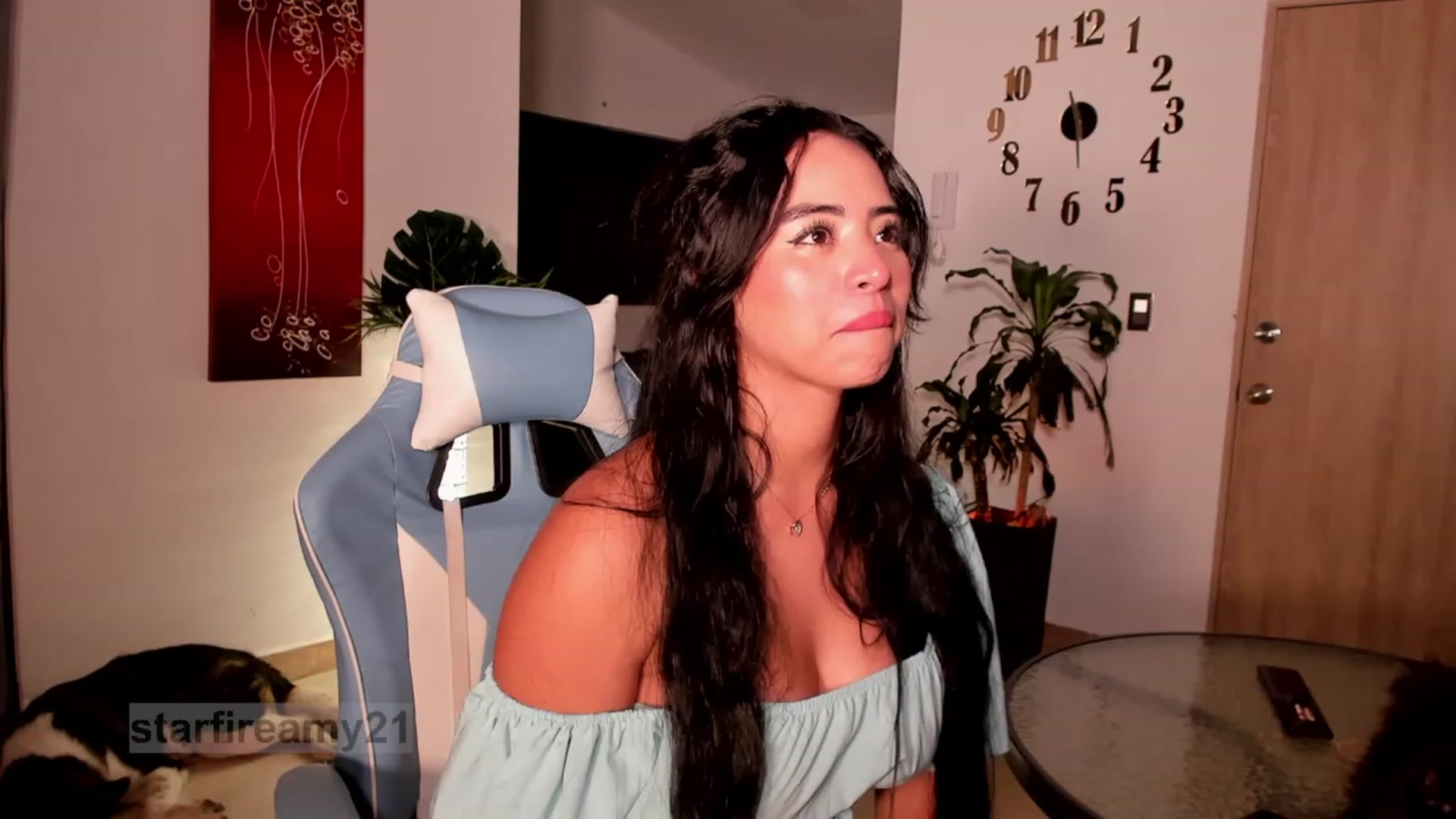Gallery image thumbnail from Amy_Starfire's myfreecams stream on, 09/21/2023, 04:37 image 19 of 20
