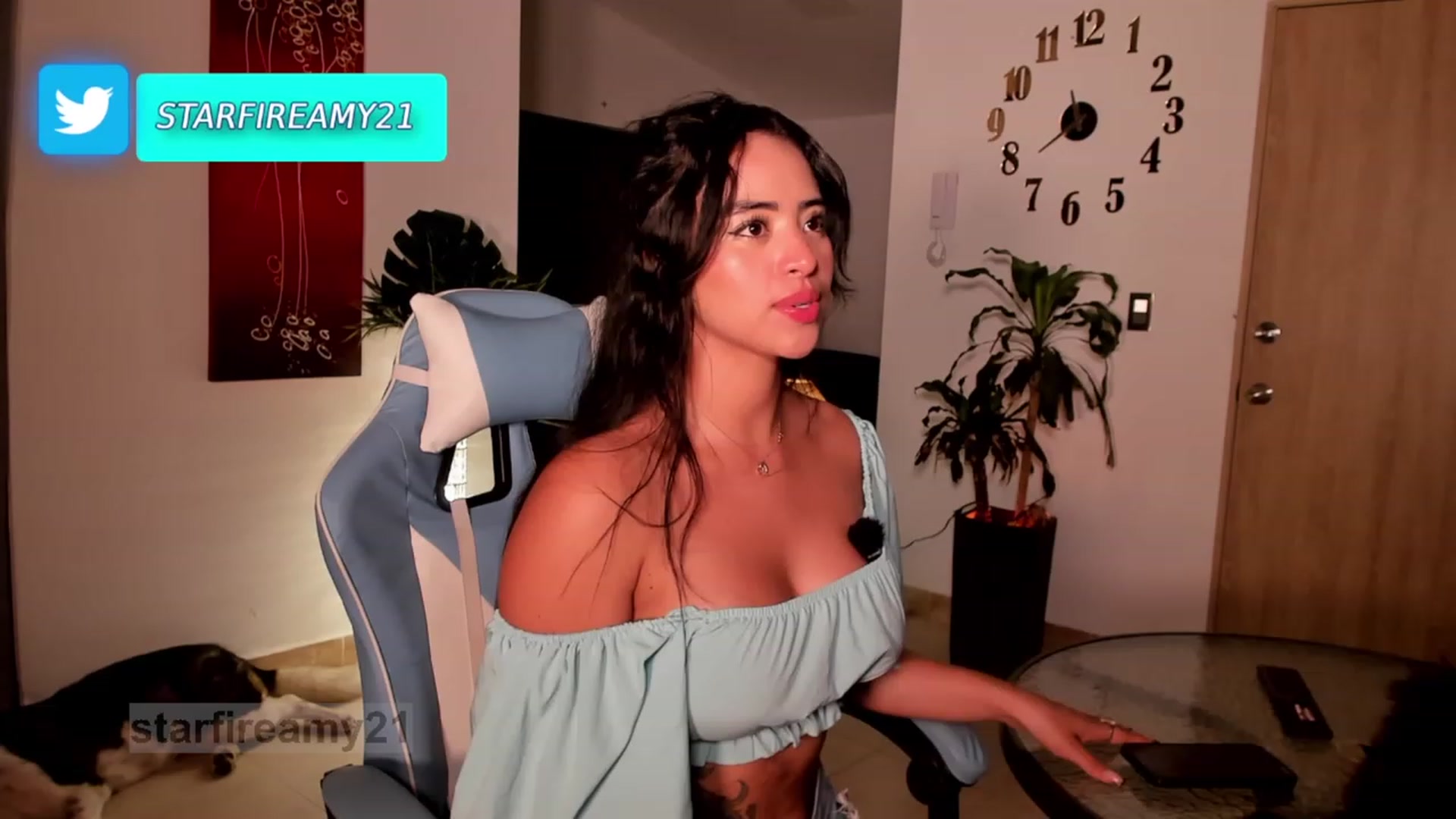 Gallery image thumbnail from Amy_Starfire's myfreecams stream on, 09/22/2023, 09:42 image 1 of 20