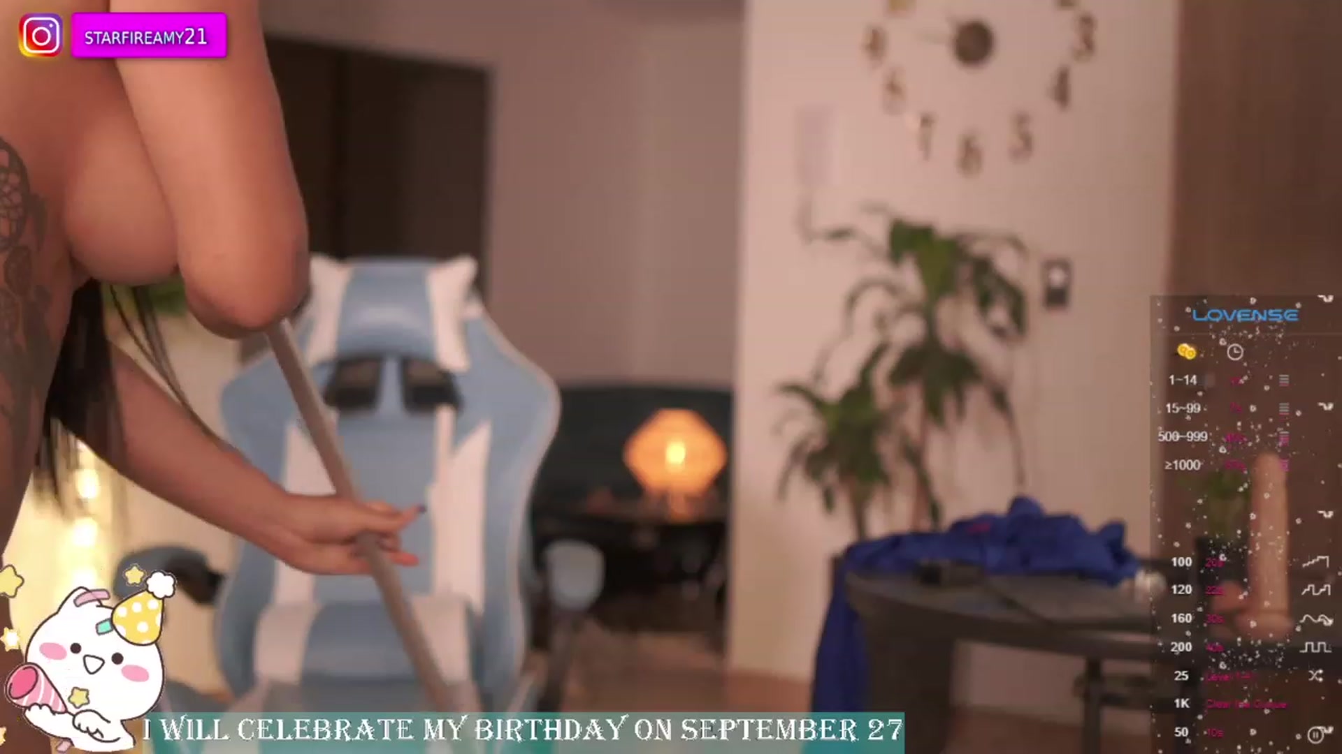 Gallery image thumbnail from Amy_Starfire's myfreecams stream on, 09/26/2023, 04:22 image 16 of 20
