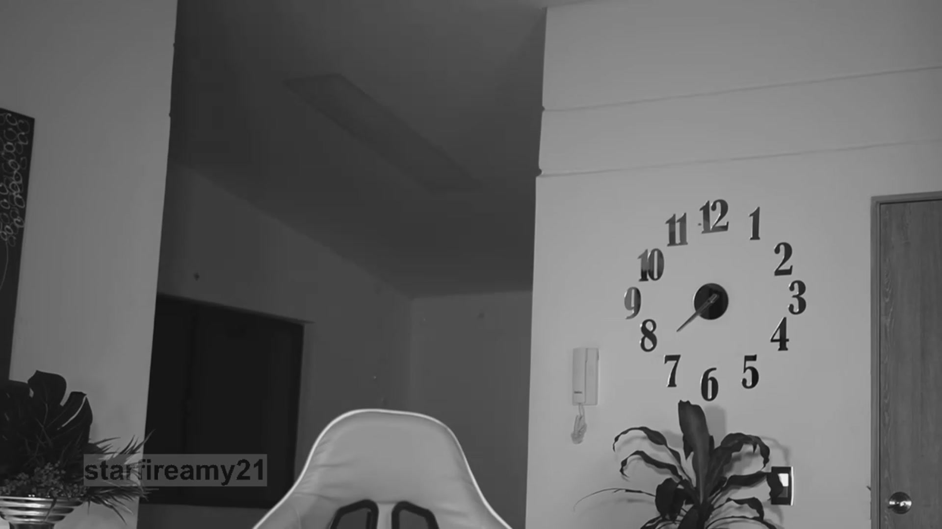 Gallery image thumbnail from Amy_Starfire's myfreecams stream on, 10/27/2023, 02:32 image 7 of 20